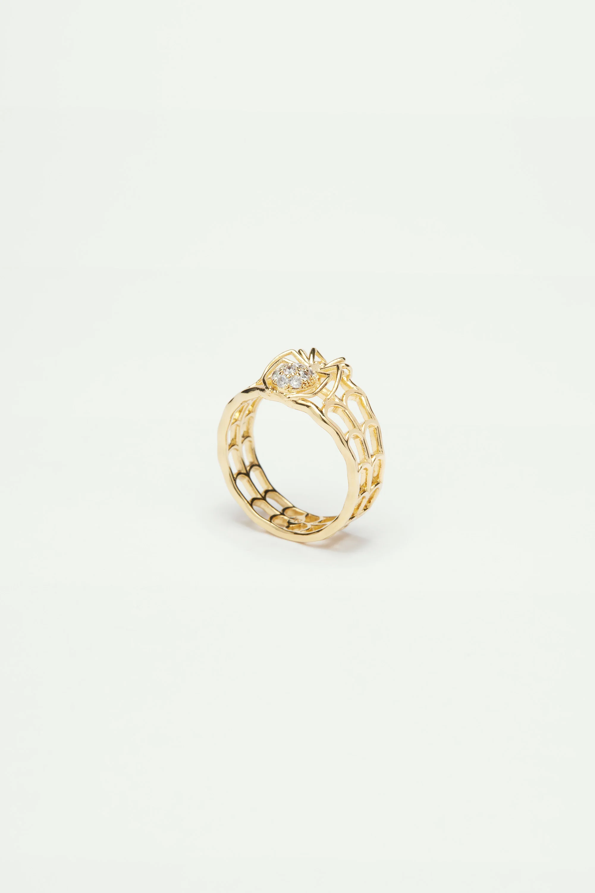 Bague ajourée araignée et cristaux