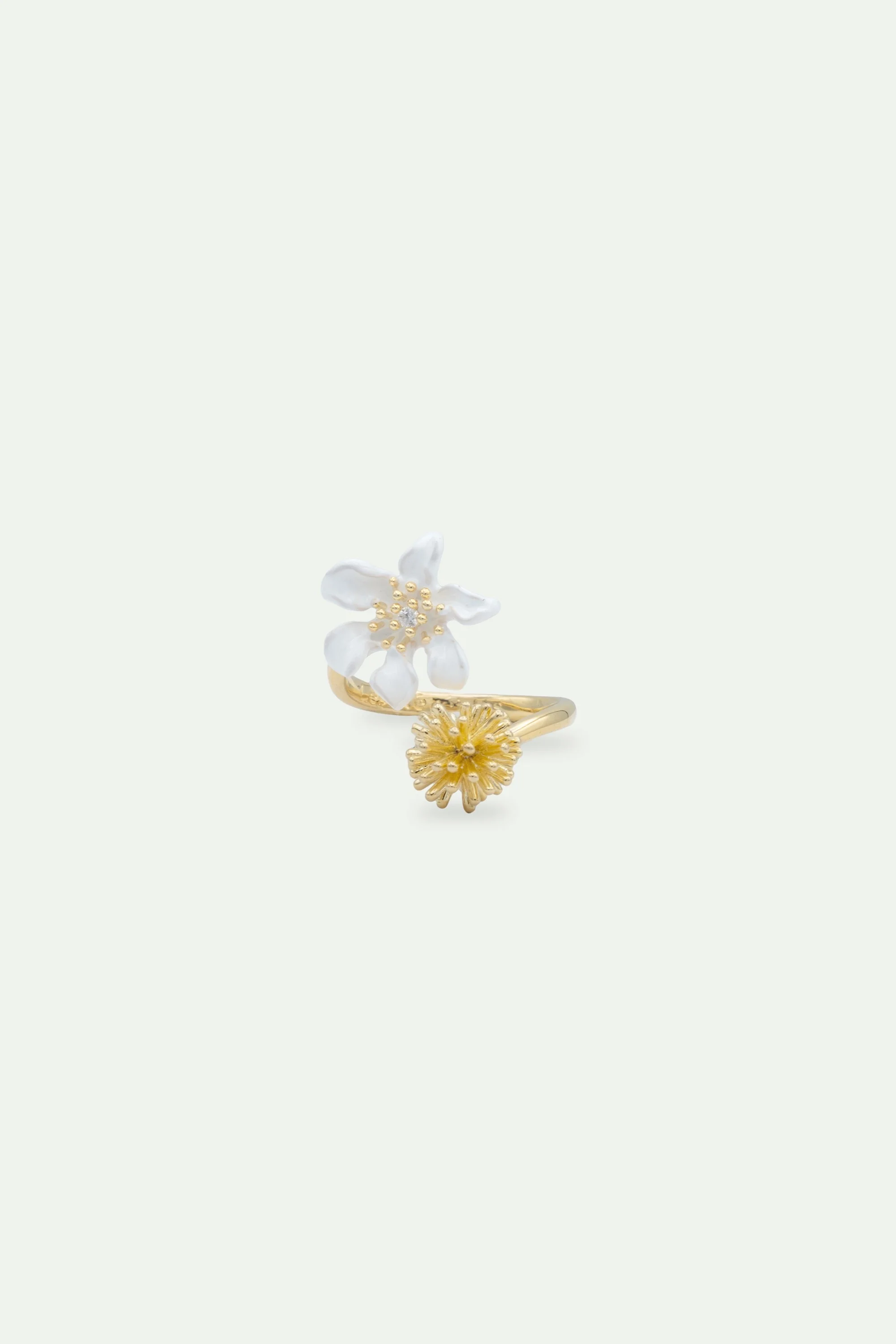 Bague ajustable grande fleur de clématite blanche et corête du japon - Image 3
