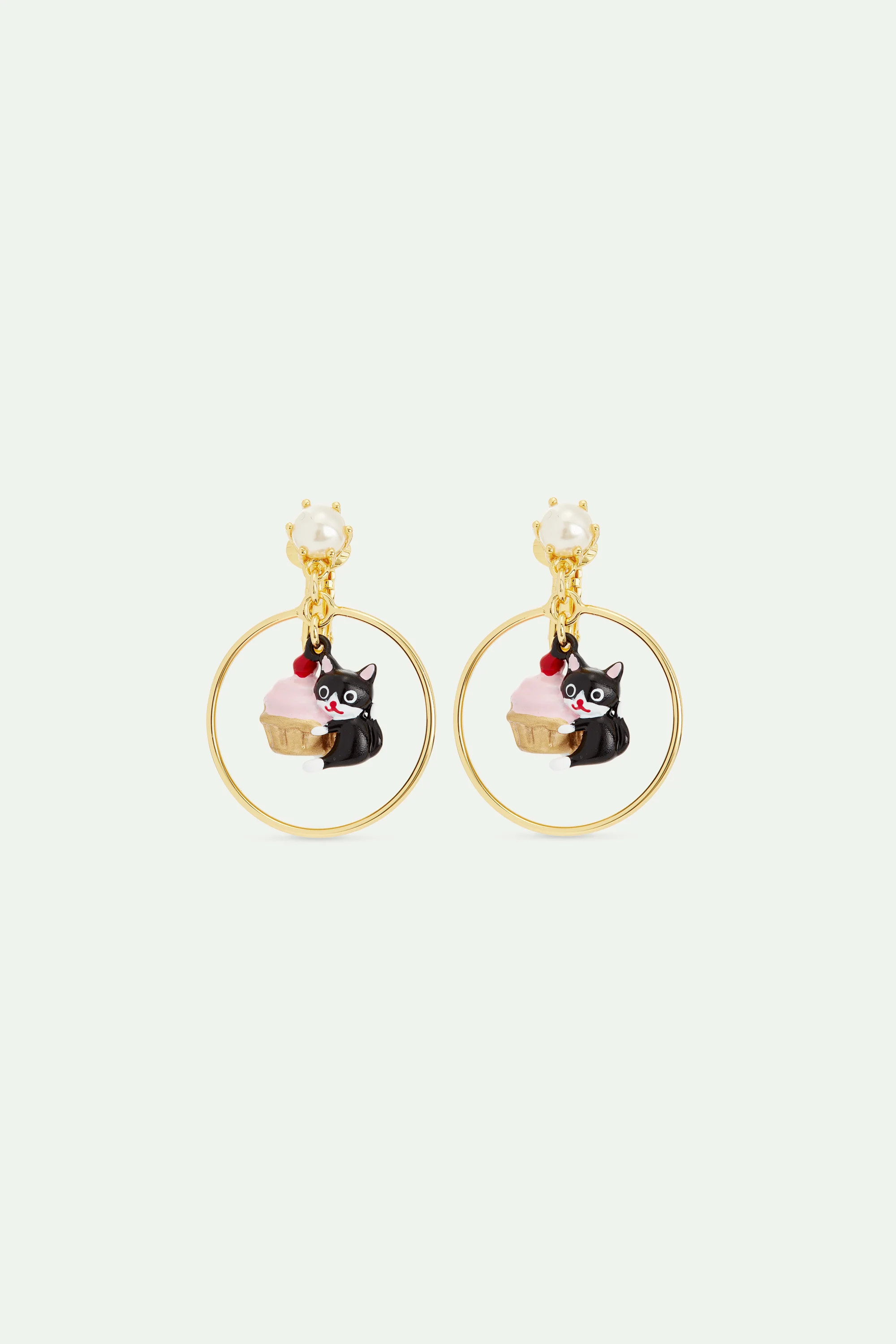 Boucle d'oreilles créoles pendantes chat noir et patisserie - Image 3