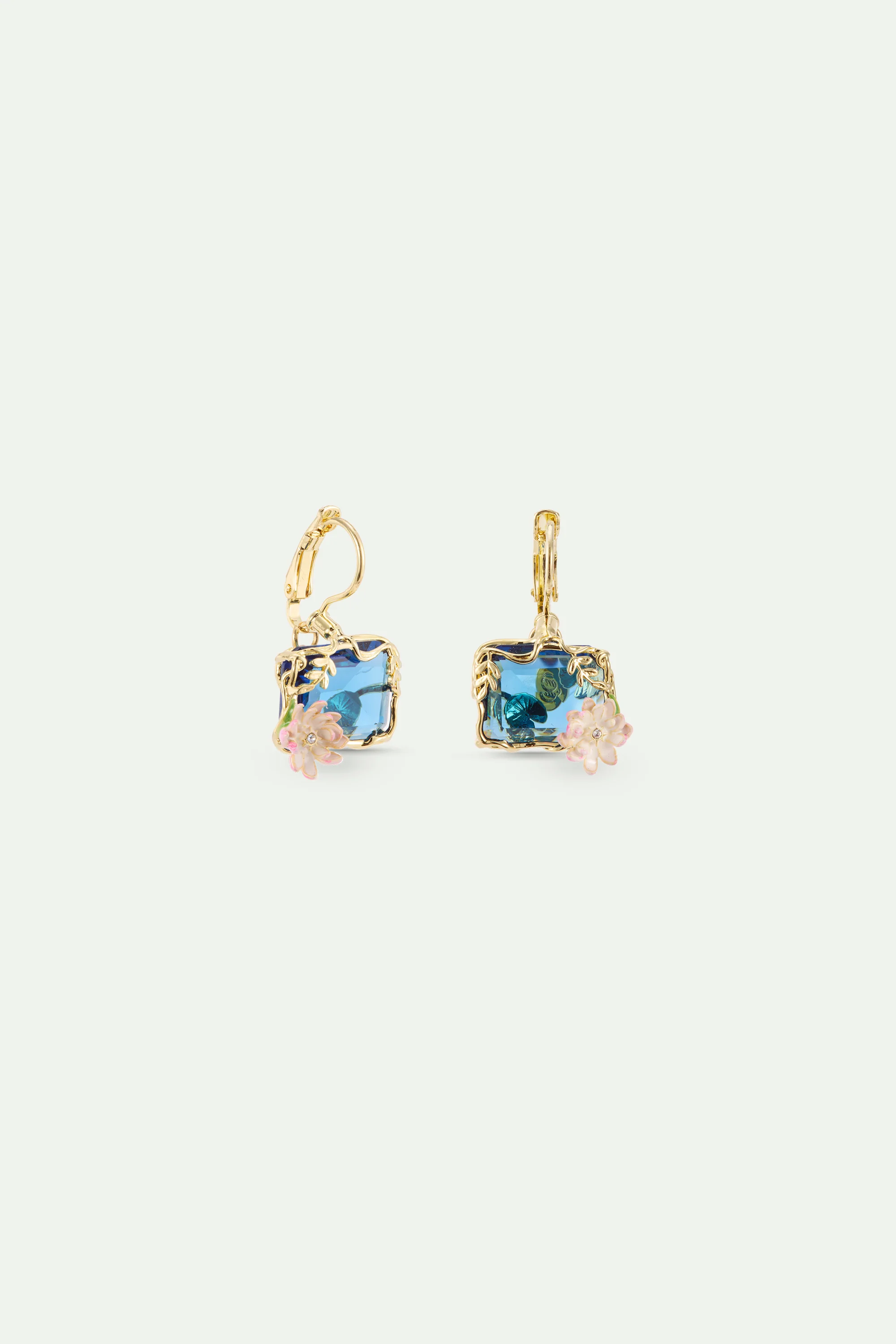Boucles d’oreilles bassin aux nymphéas bleues et roses - Image 3