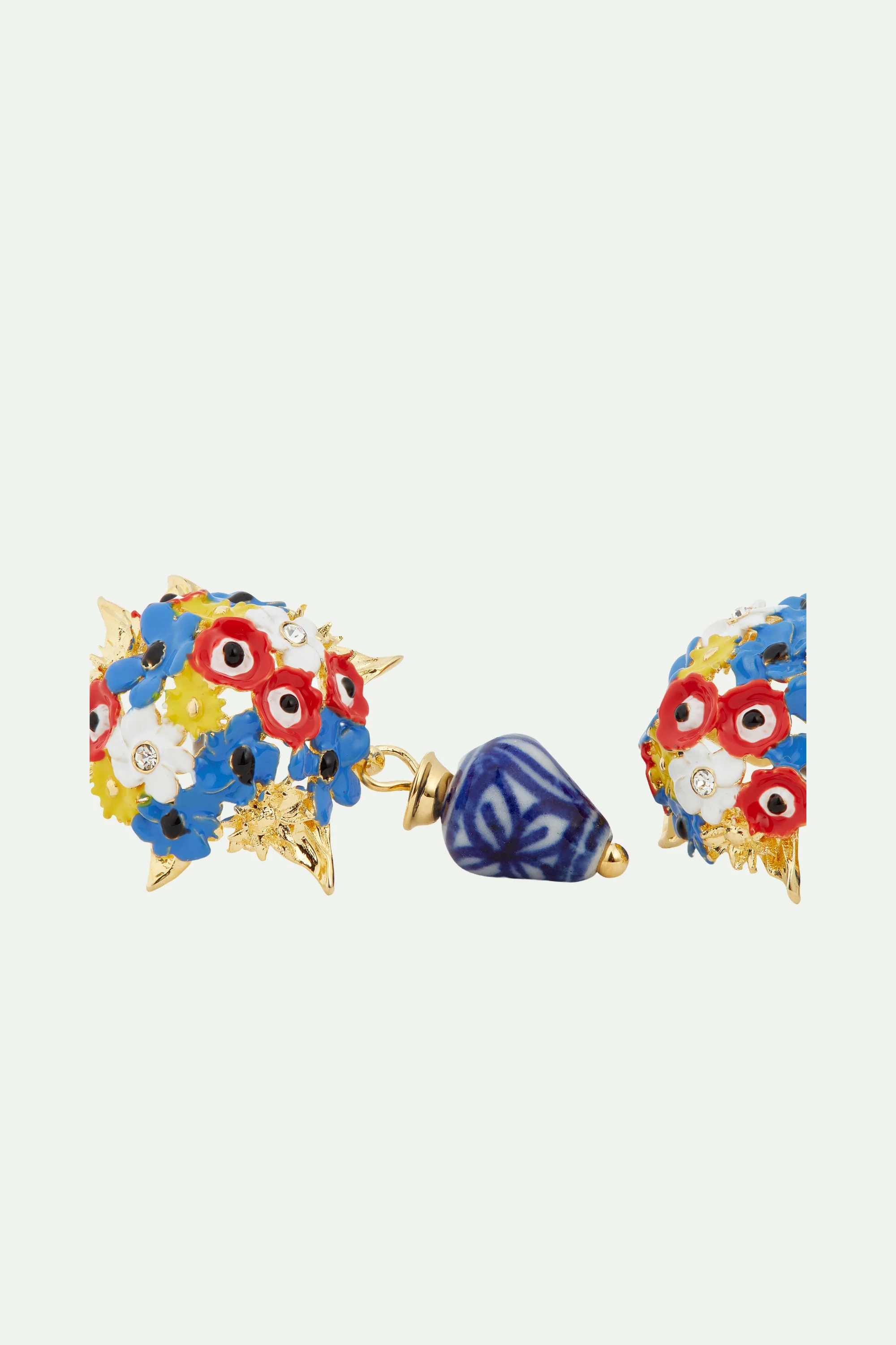 Boucles d’oreilles bouquet de fleurs et perle en céramique - Image 4