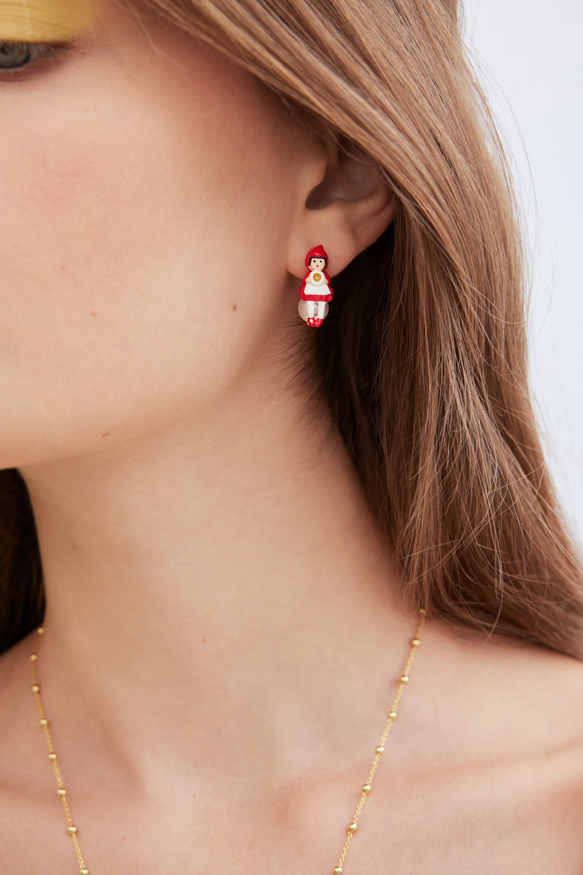 Boucles d’oreilles Chaperon Rouge, perle fantaisie - Image 2