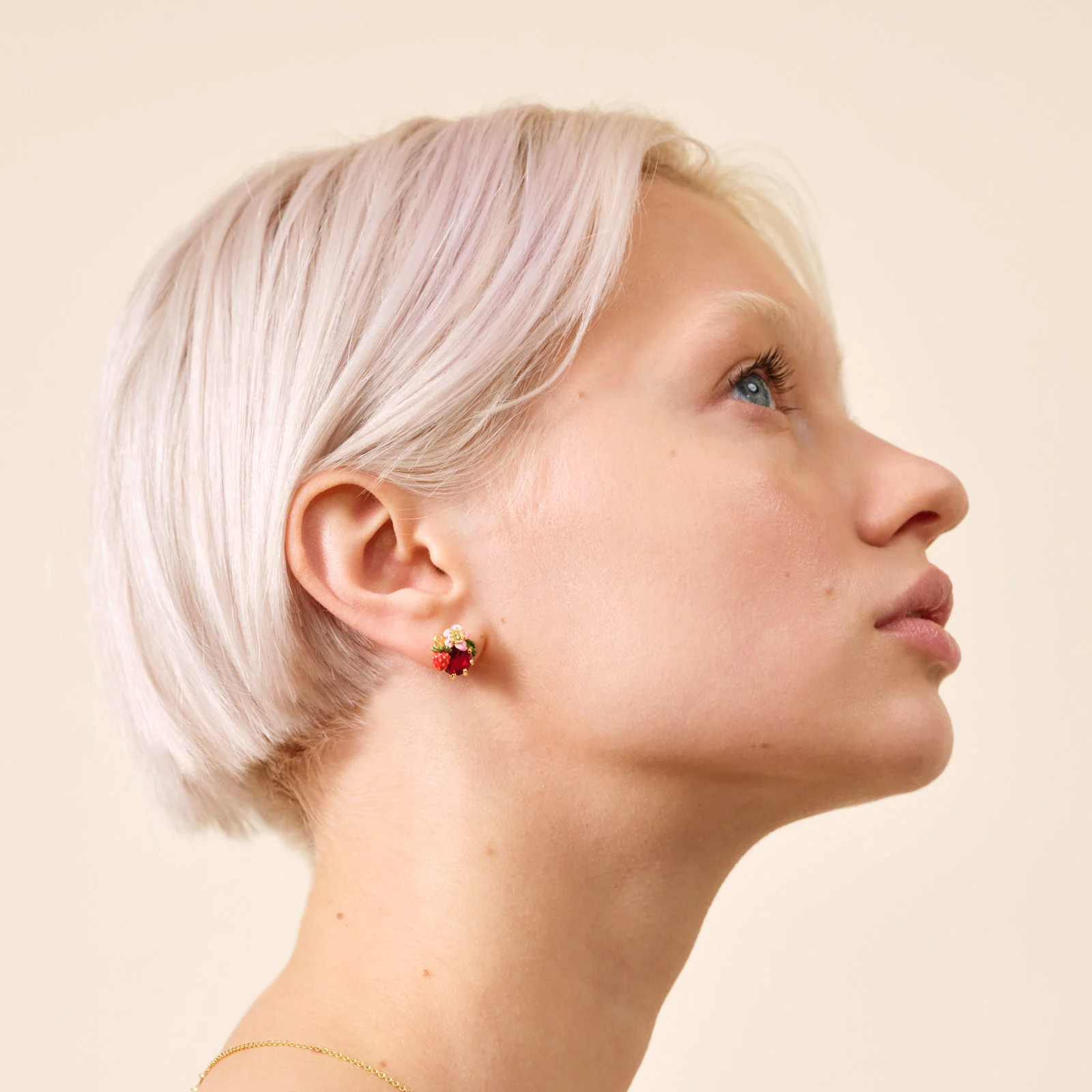 Boucles d’oreilles fraise des bois et pierre rouge - Image 2