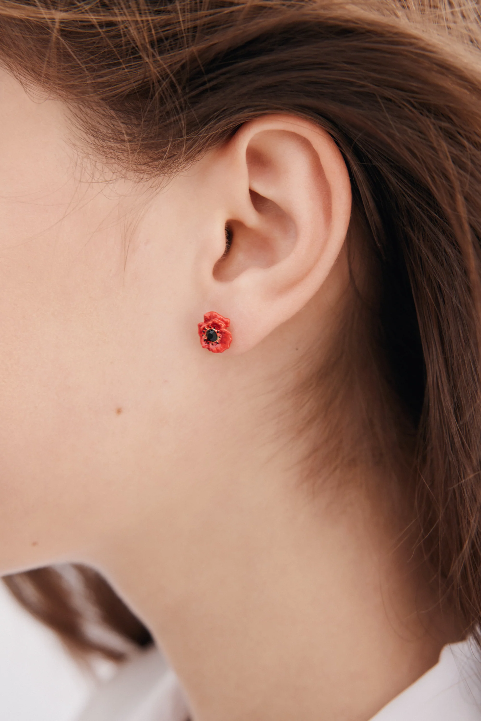 Boucles d’oreilles tiges coquelicot rouge et cristal noir - Image 3