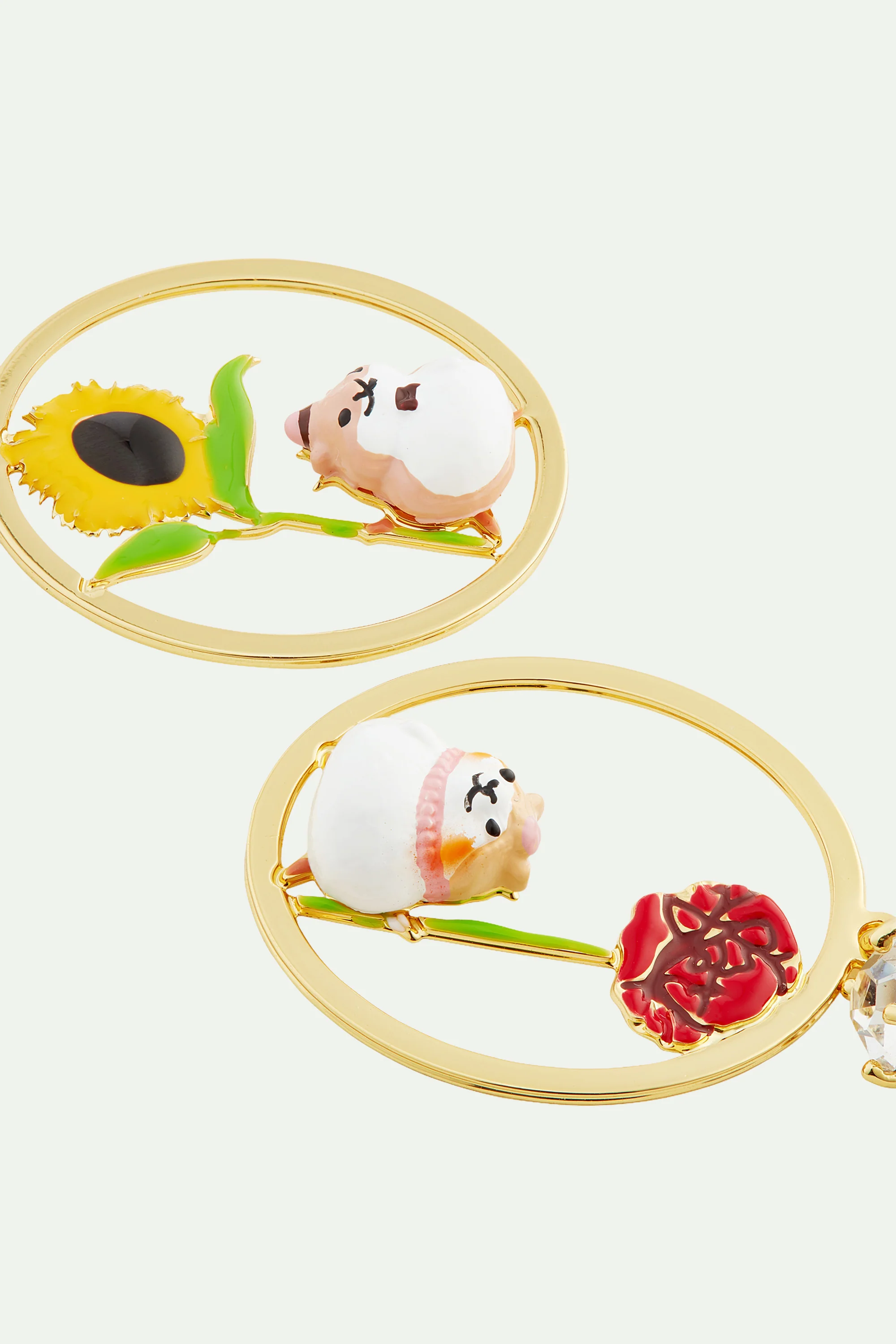 Boucles d'oreilles asymétriques hamsters et fleurs - Image 4