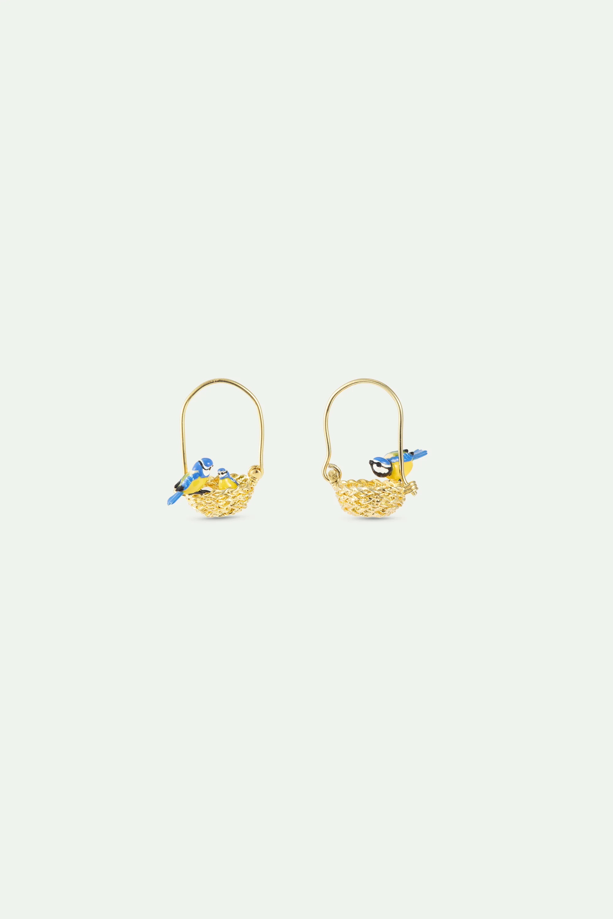 Boucles d'oreilles crochets asymétriques nid doré et mésanges jaunes et bleues