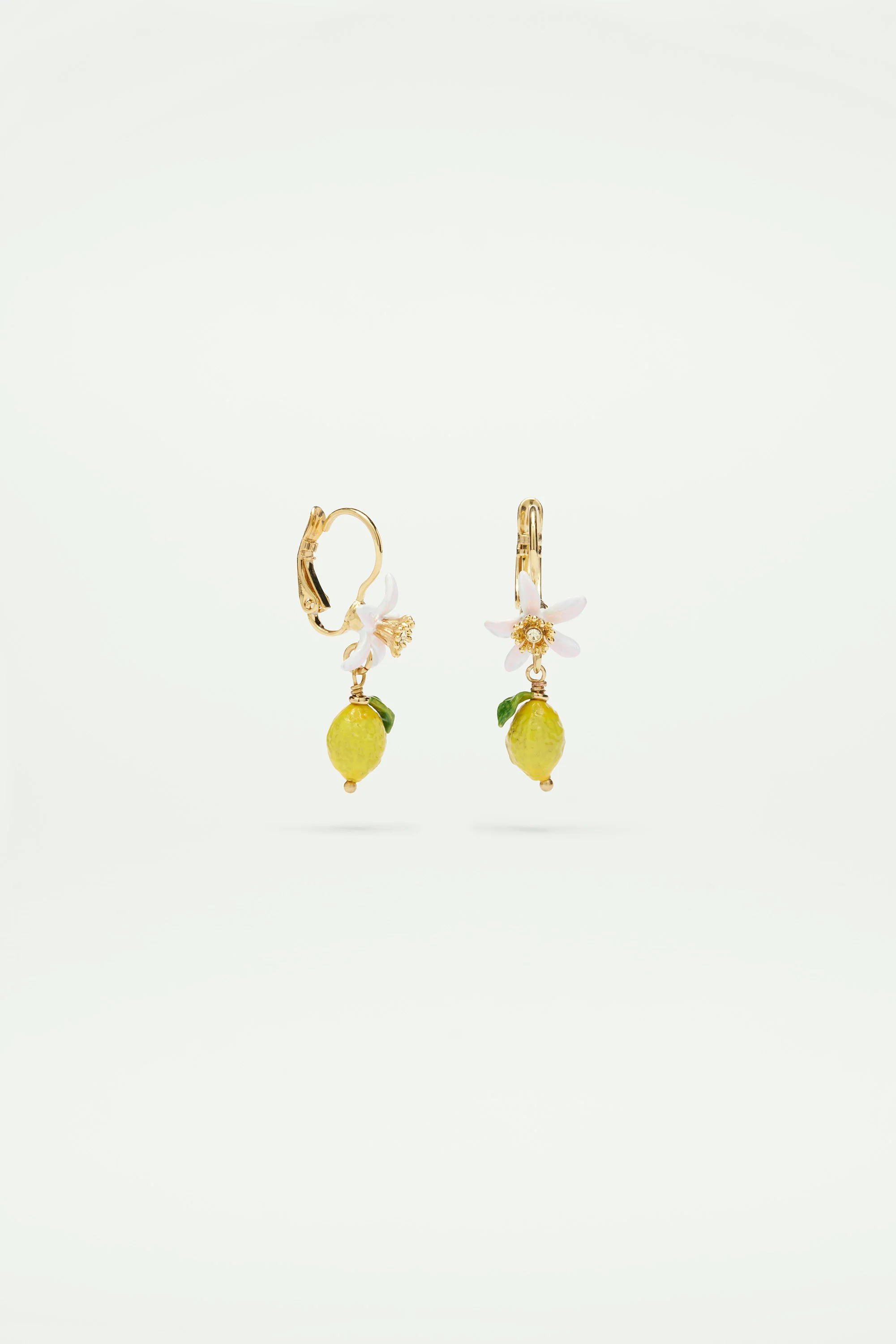 Boucles d'oreilles dormeuses citron et fleur blanche - Image 2
