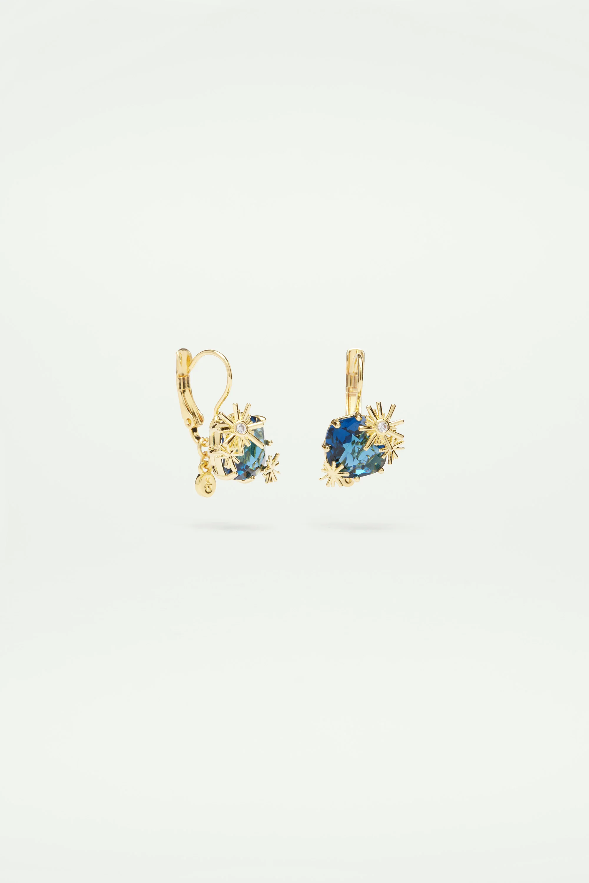 Boucles d'oreilles dormeuses étoiles dorées et pierre carrée - Image 2
