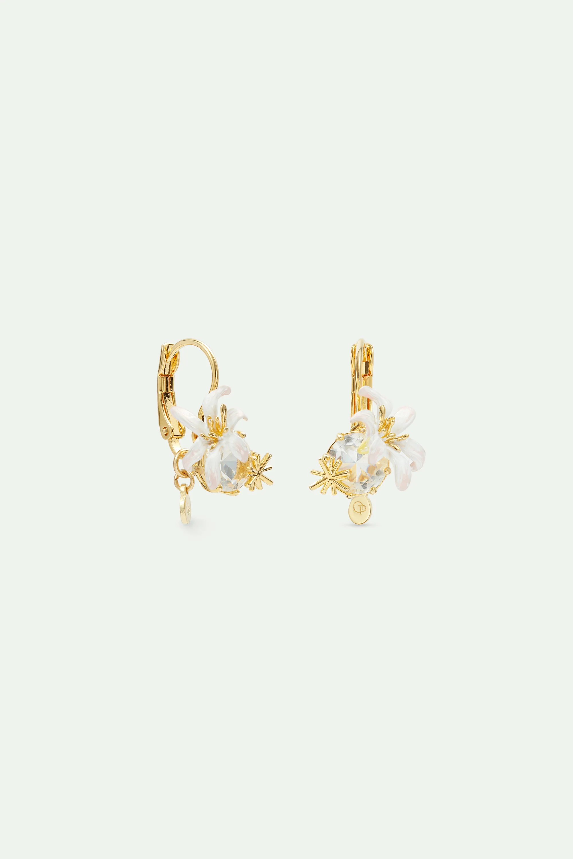 Boucles d'oreilles dormeuses pierre ronde facettée et Fleur de Lys blanche - Image 3
