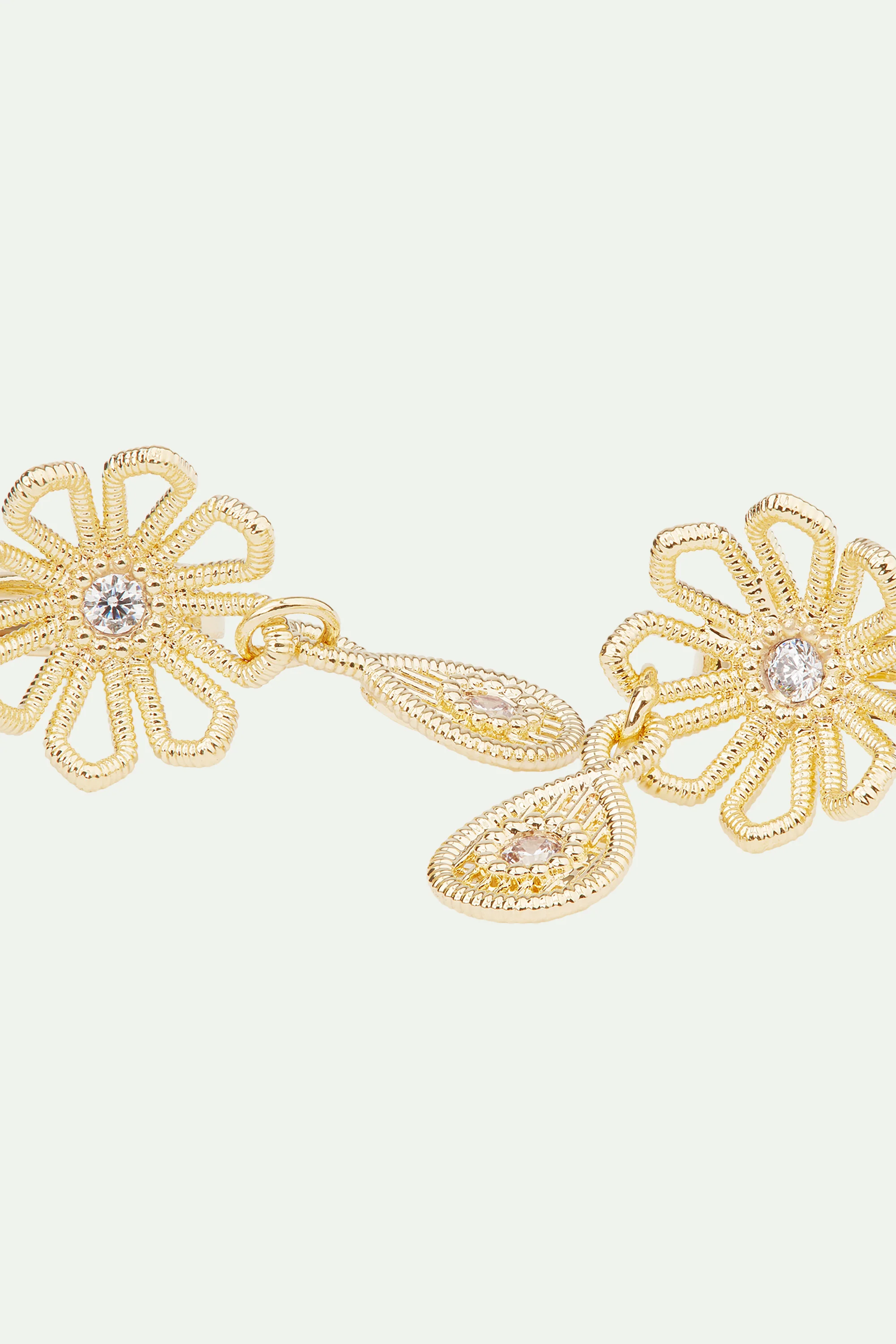 Boucles d'oreilles fleur fil d'or - Image 3