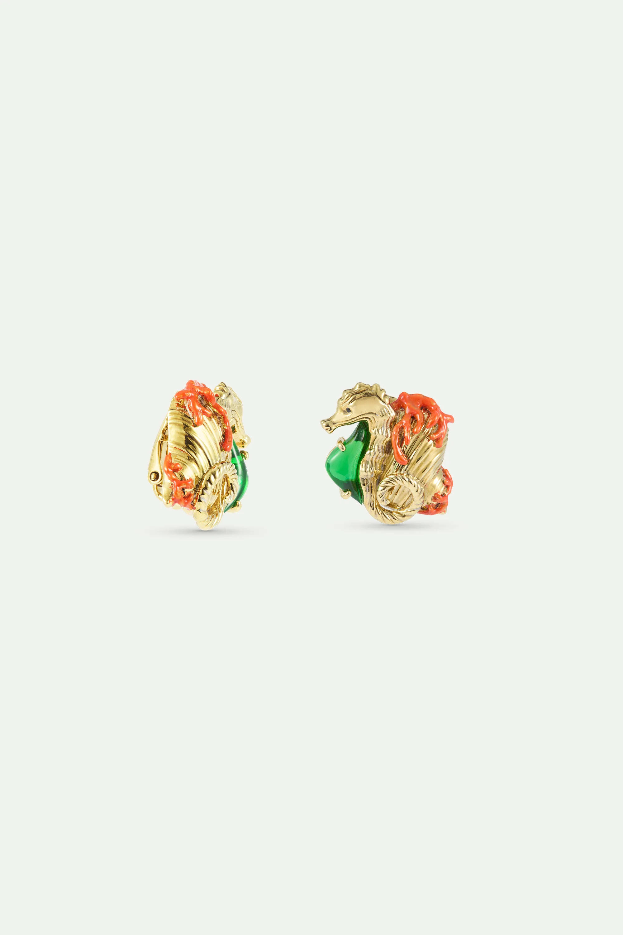 Boucles d'oreilles hippocampe doré et pierre verte - Image 4