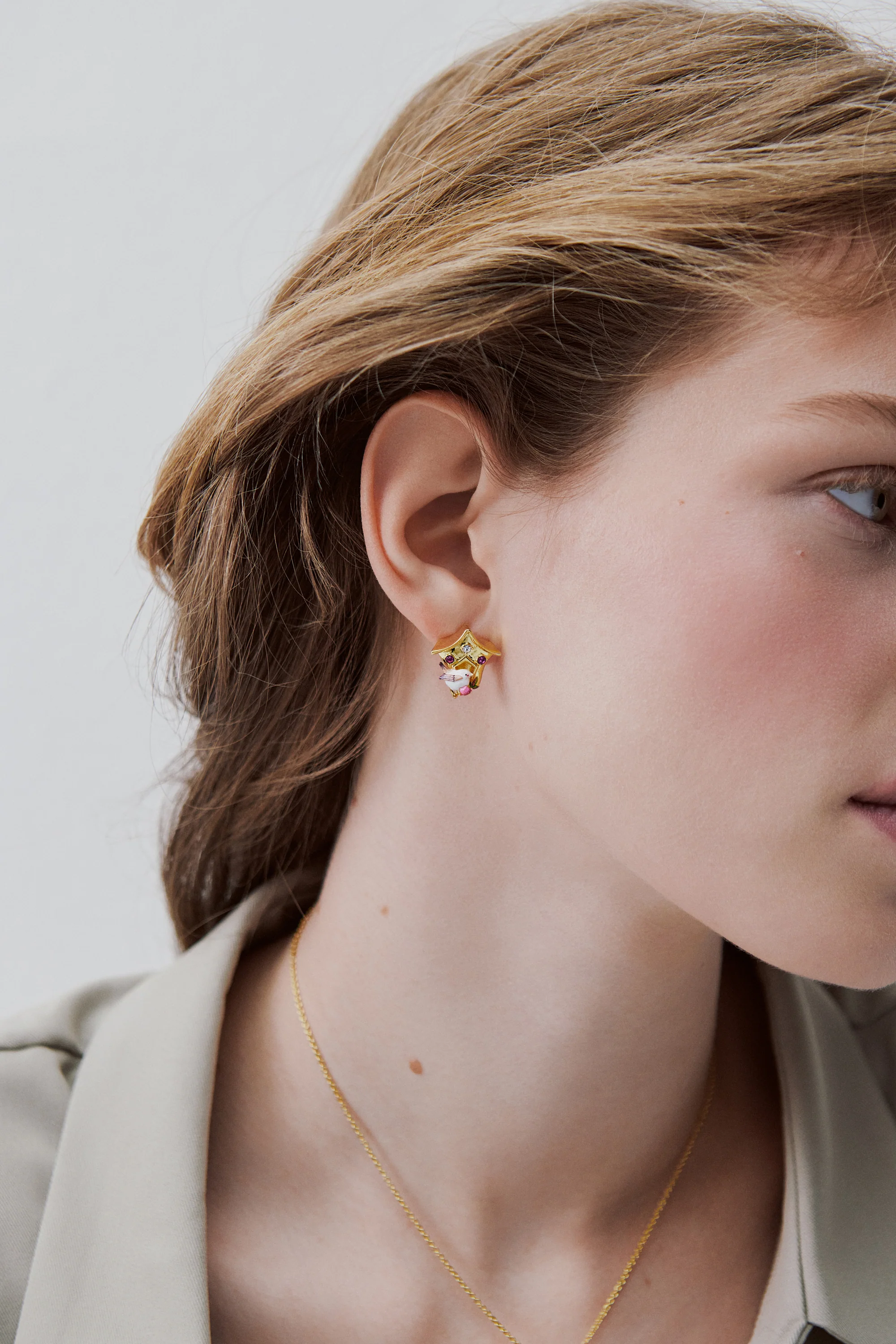 Boucles d'oreilles nichoir, plectrophane des neiges et cristaux roses - Image 2