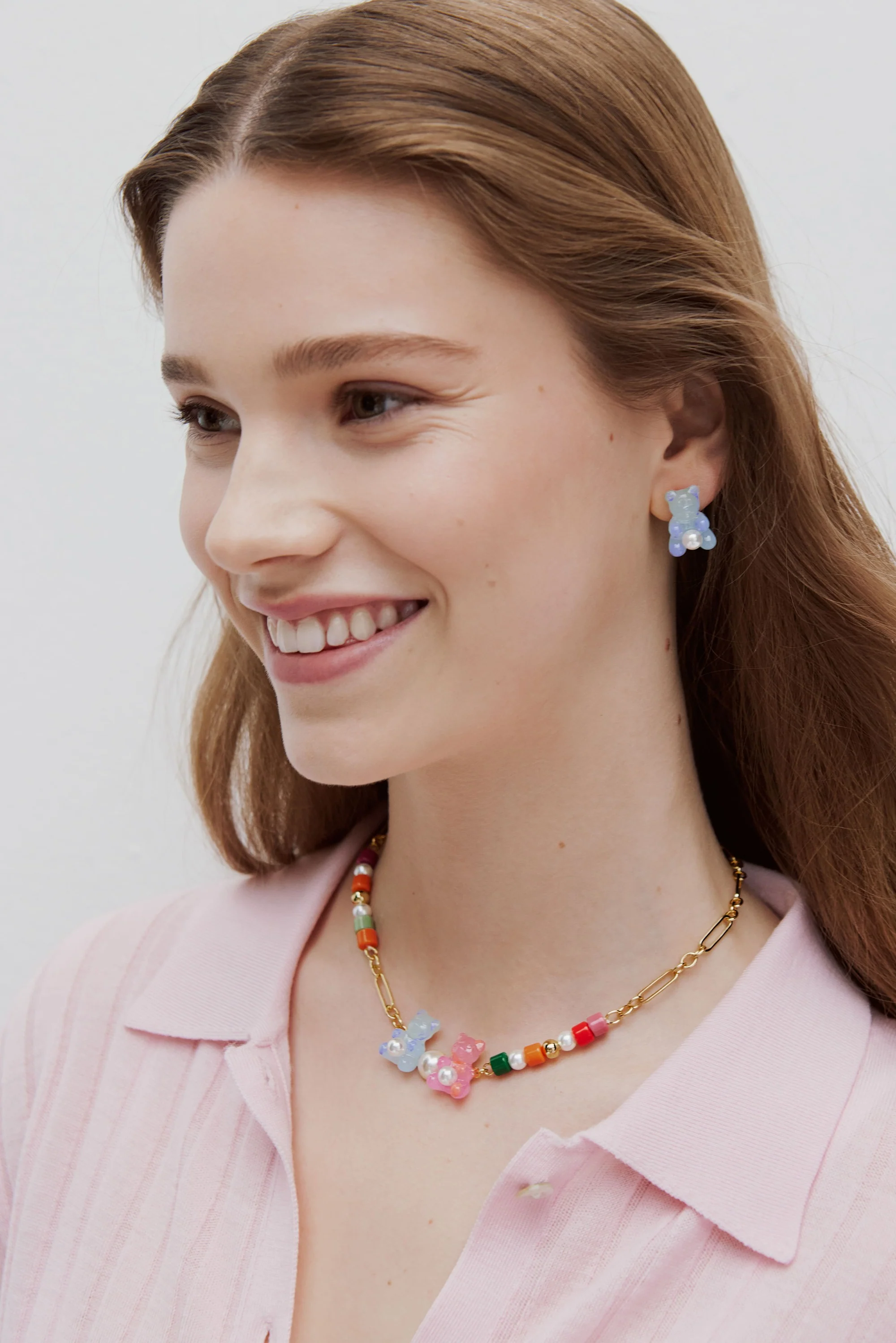 Boucles d'oreilles nounours candy bleu et rose et perle fantaisie - Image 2