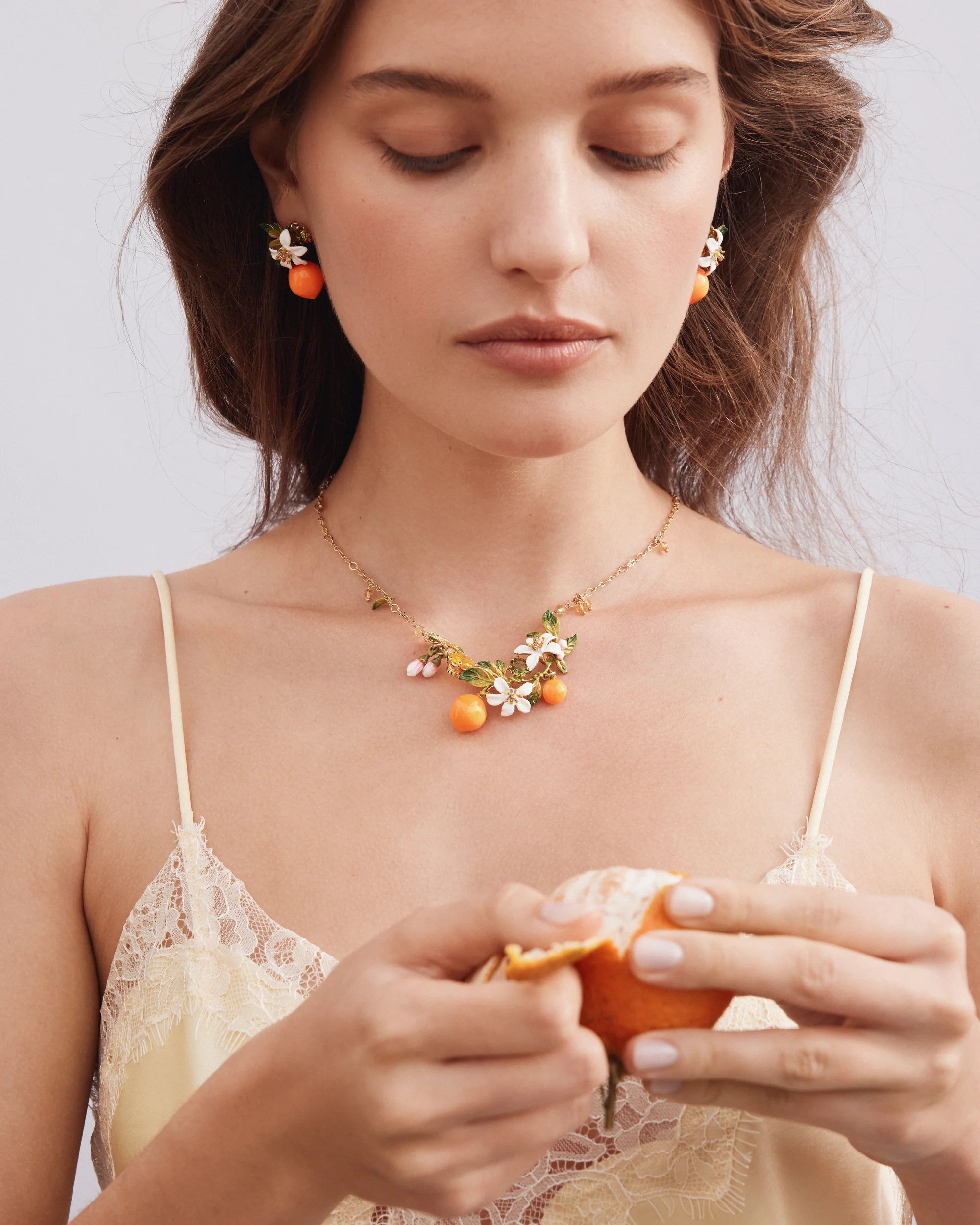 Boucles d'oreilles orange et fleur d'oranger - Image 4