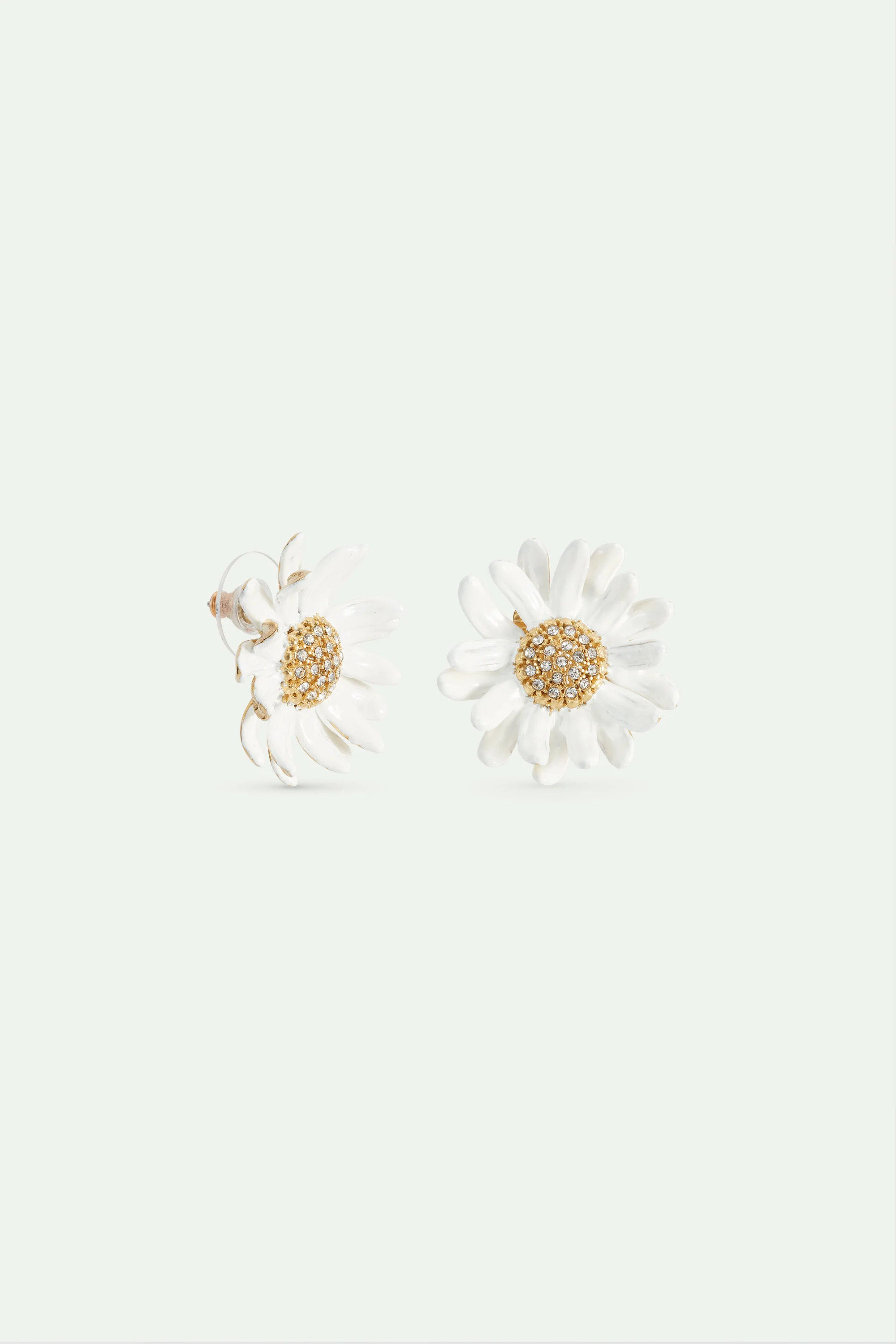 Boucles d'oreilles pâquerette blanche et dorée, cœur pavé - Image 3