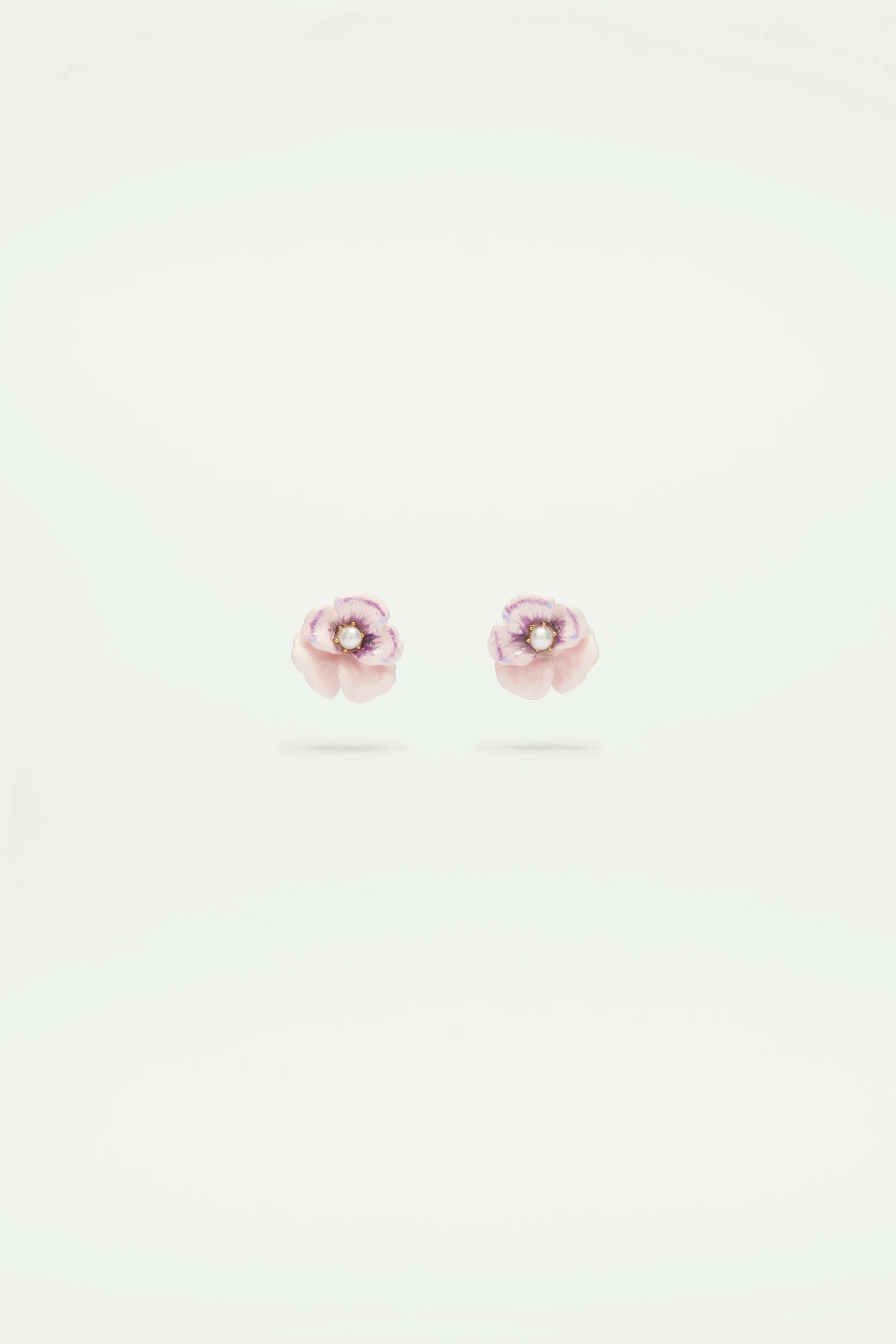 Boucles d'oreilles pensée rose et perle