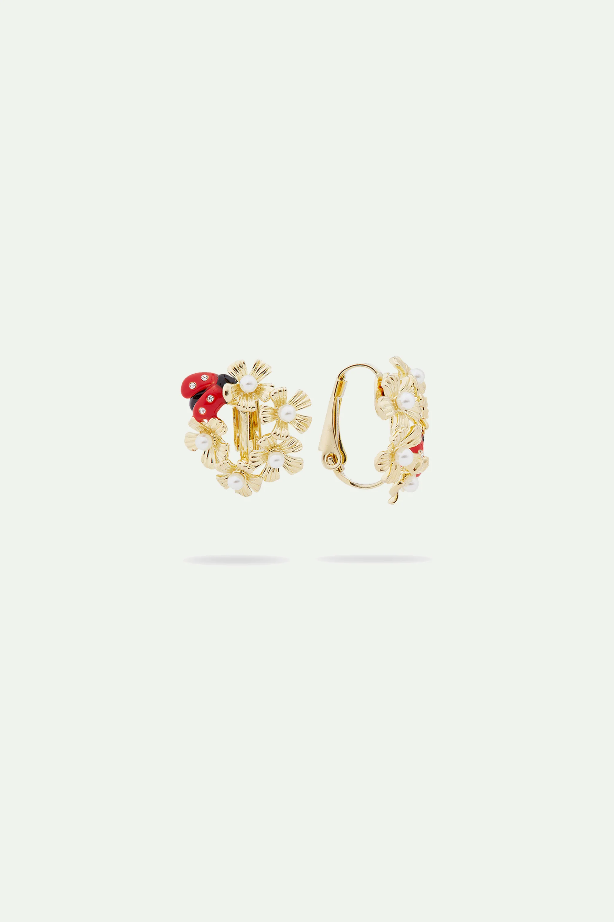 Boucles d'oreilles tiges asymétriques auréole d'anémones et coccinelle - Image 4