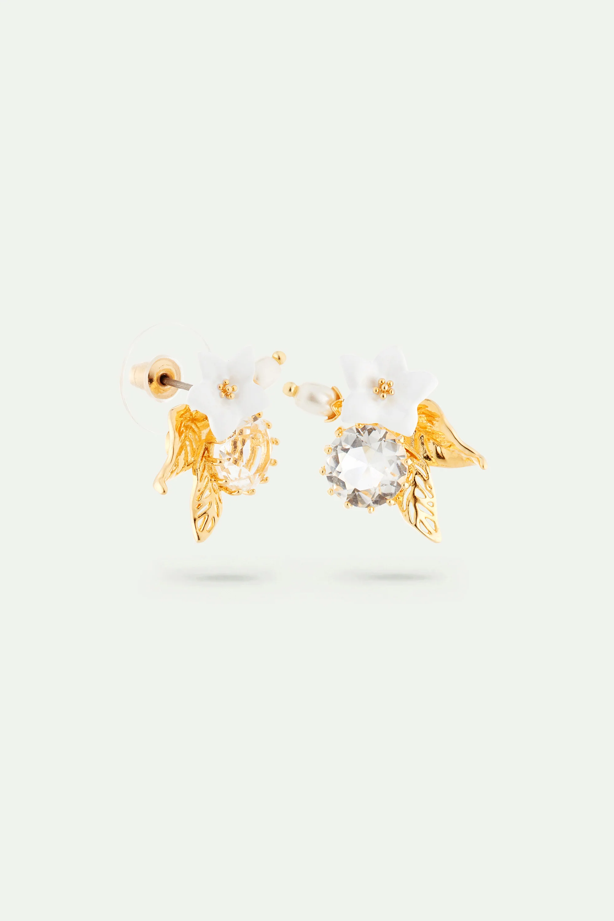Boucles d'oreilles tiges jasmin officinal blanc, cristal facetté et perle fantaisie - Image 3