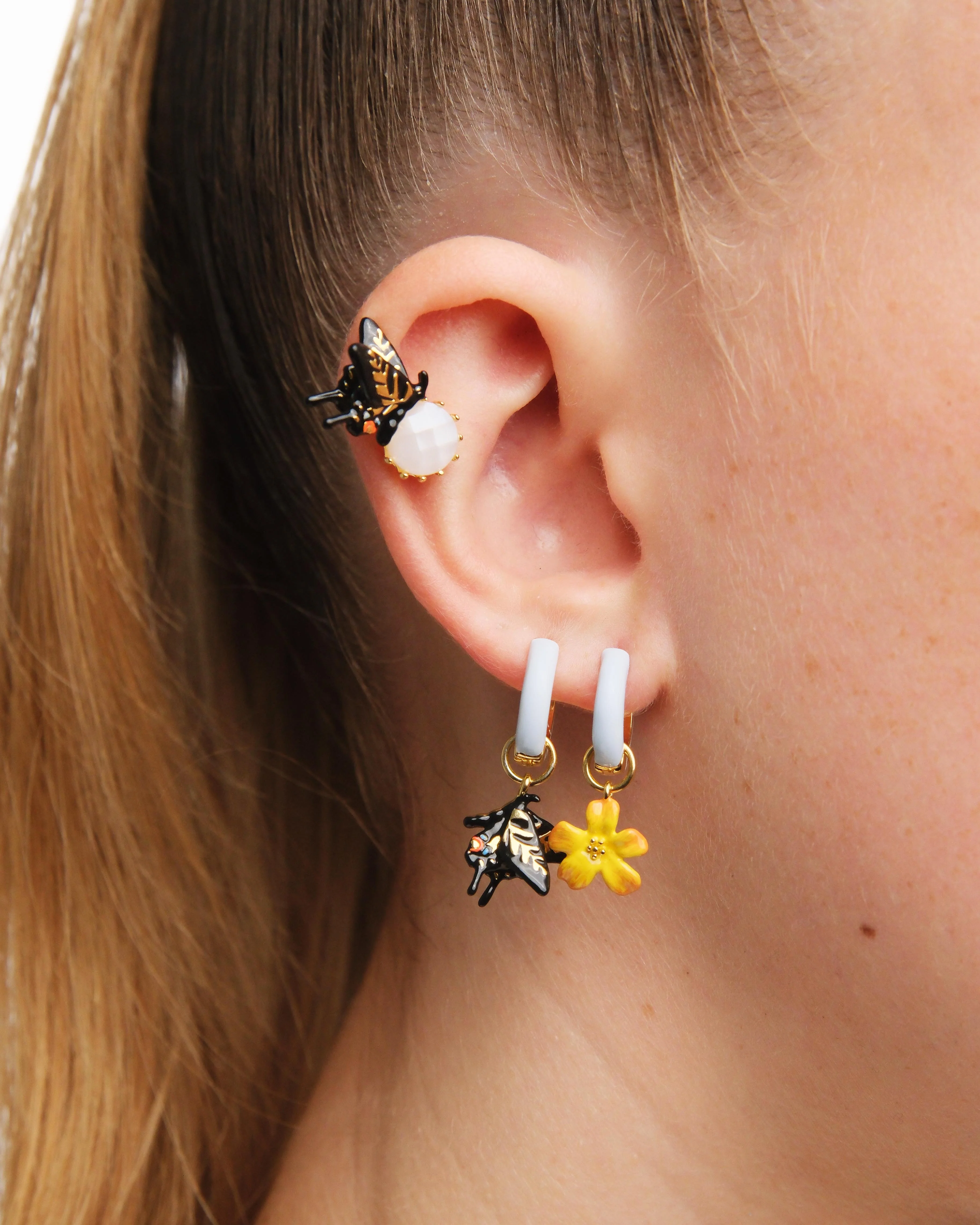 Boucles d'oreilles tiges papillon et verre facetté - Image 2