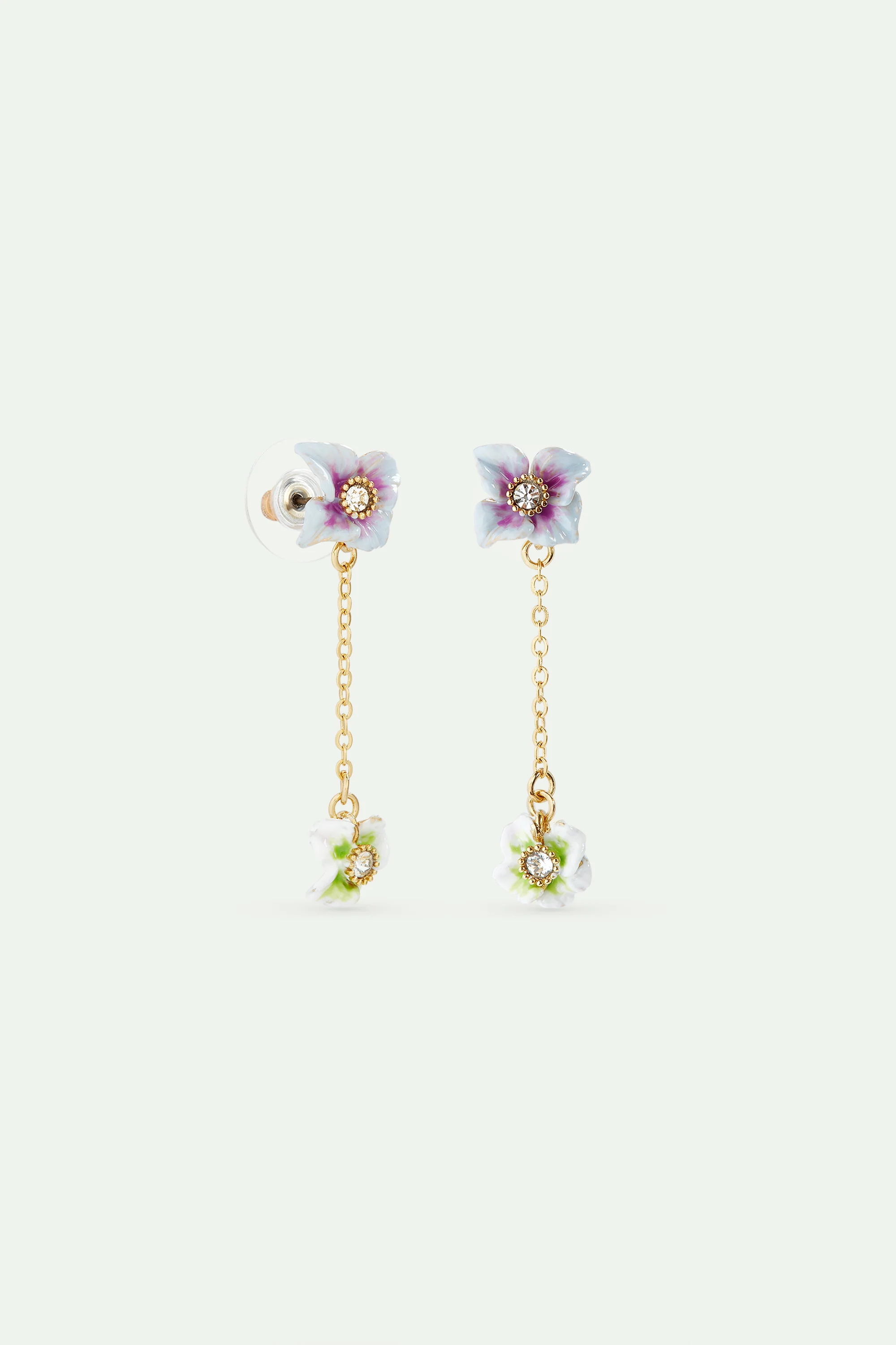Boucles d'oreilles tiges pendantes dorées fleurs d'hortensia - Image 3