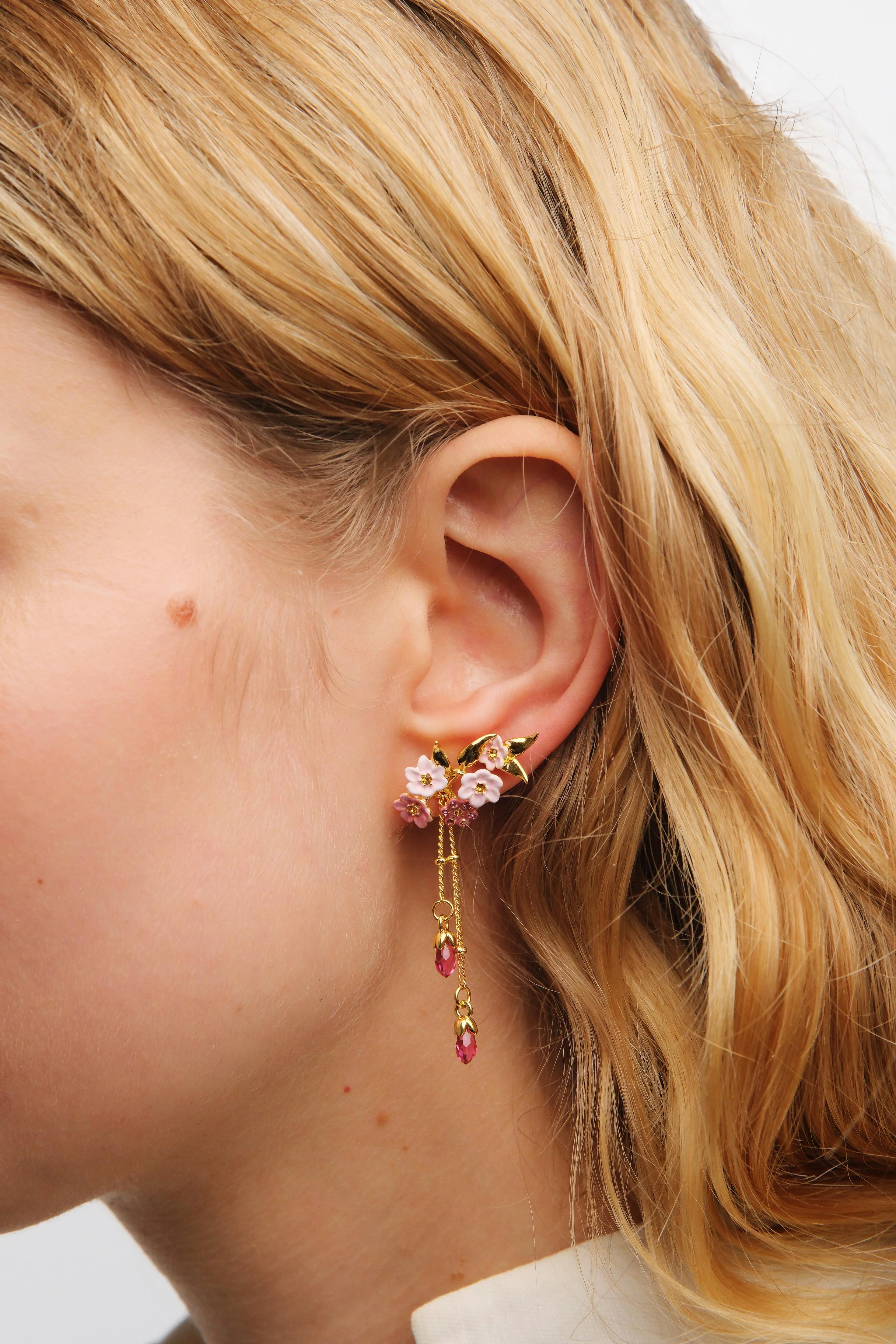 Boucles d'oreilles tiges pendantes fleurs de jasmin roses - Image 2