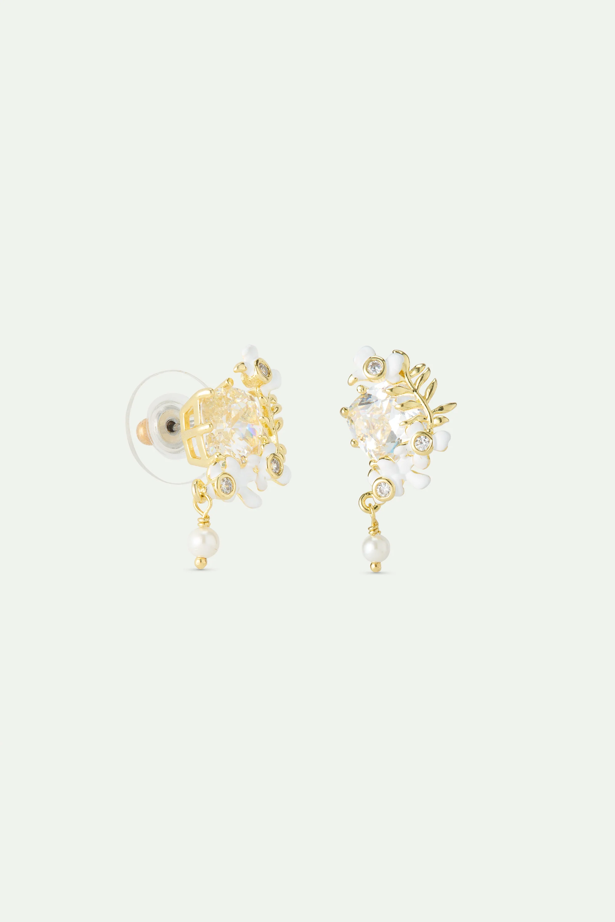 Boucles d'oreilles tiges pierre facetté, laurier doré, glycine blanche et perle de culture - Image 3