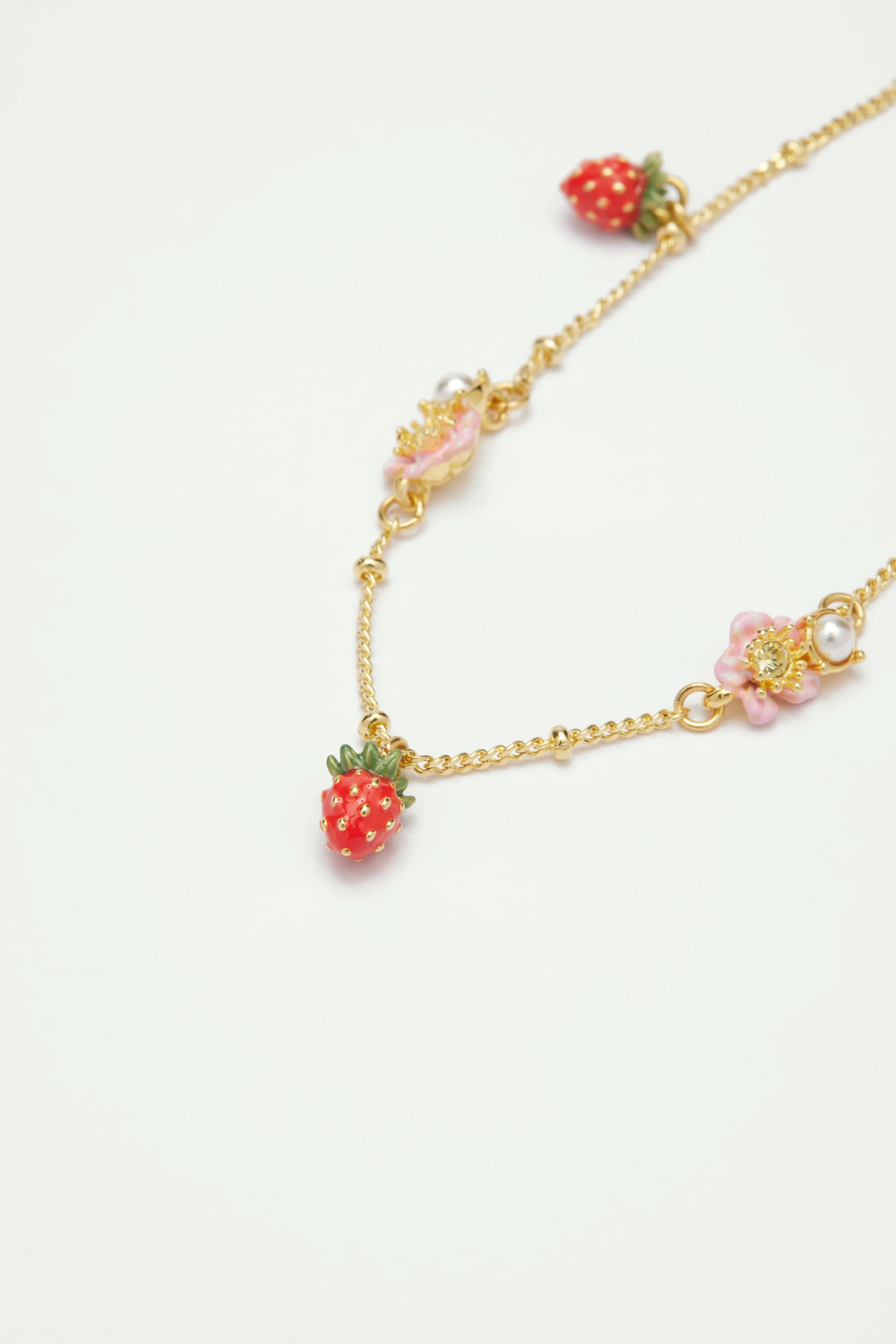 Bracelet charms fraises des bois et fleurs roses - Image 3