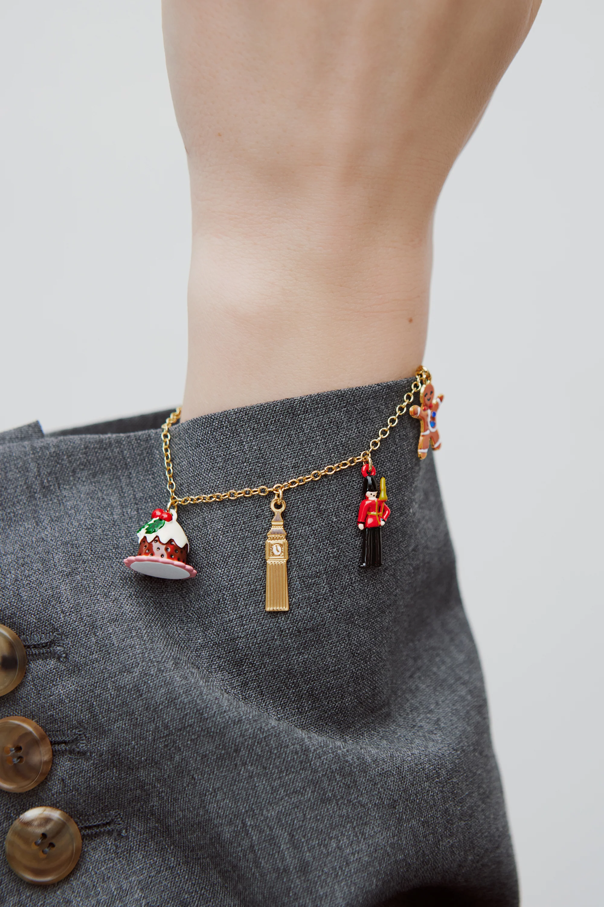 Bracelet charm's pudding, Big ben, garde du roi et pain d'épice - Image 2