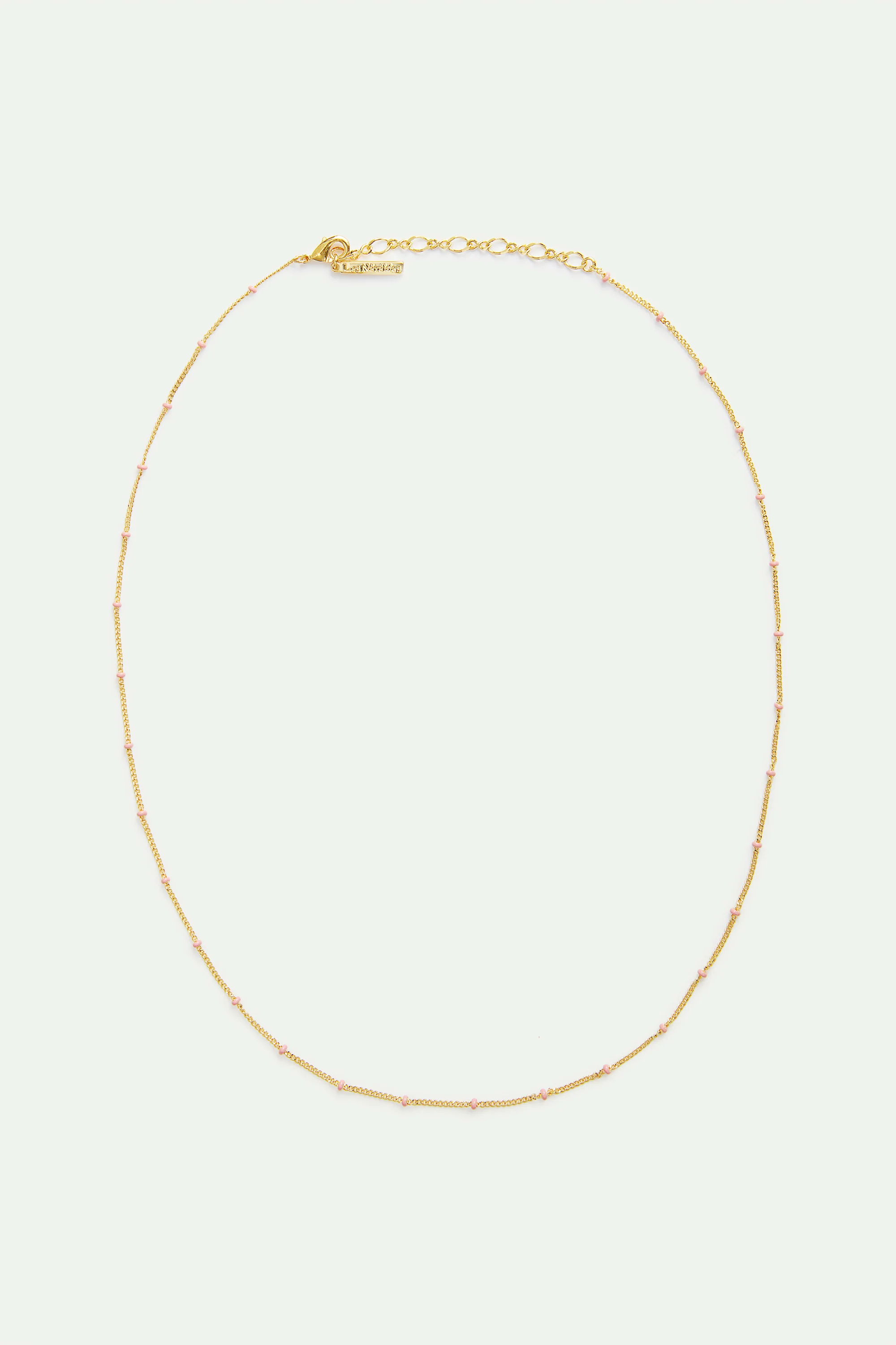 Collier chaine dorée et perles roses - Image 4