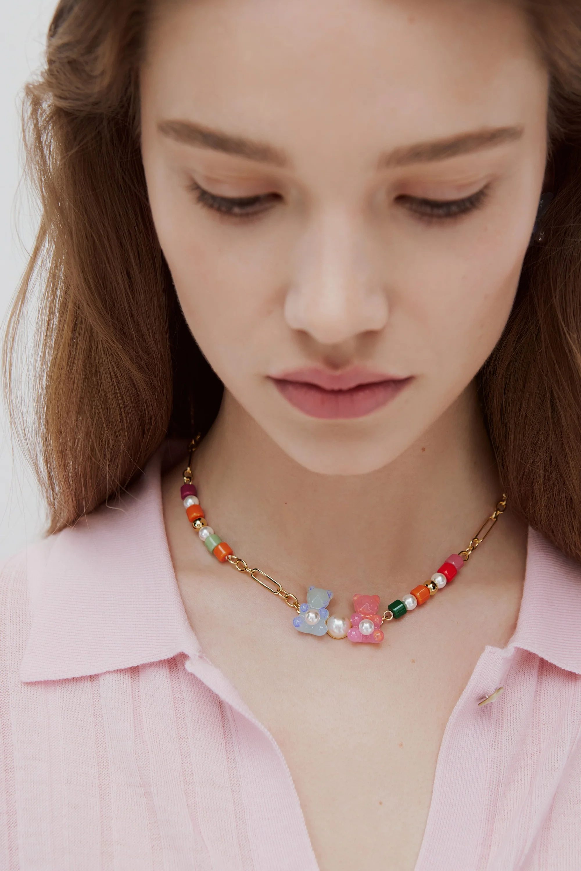 Collier nounours candy bleu et rose perles fantaisies - Image 2