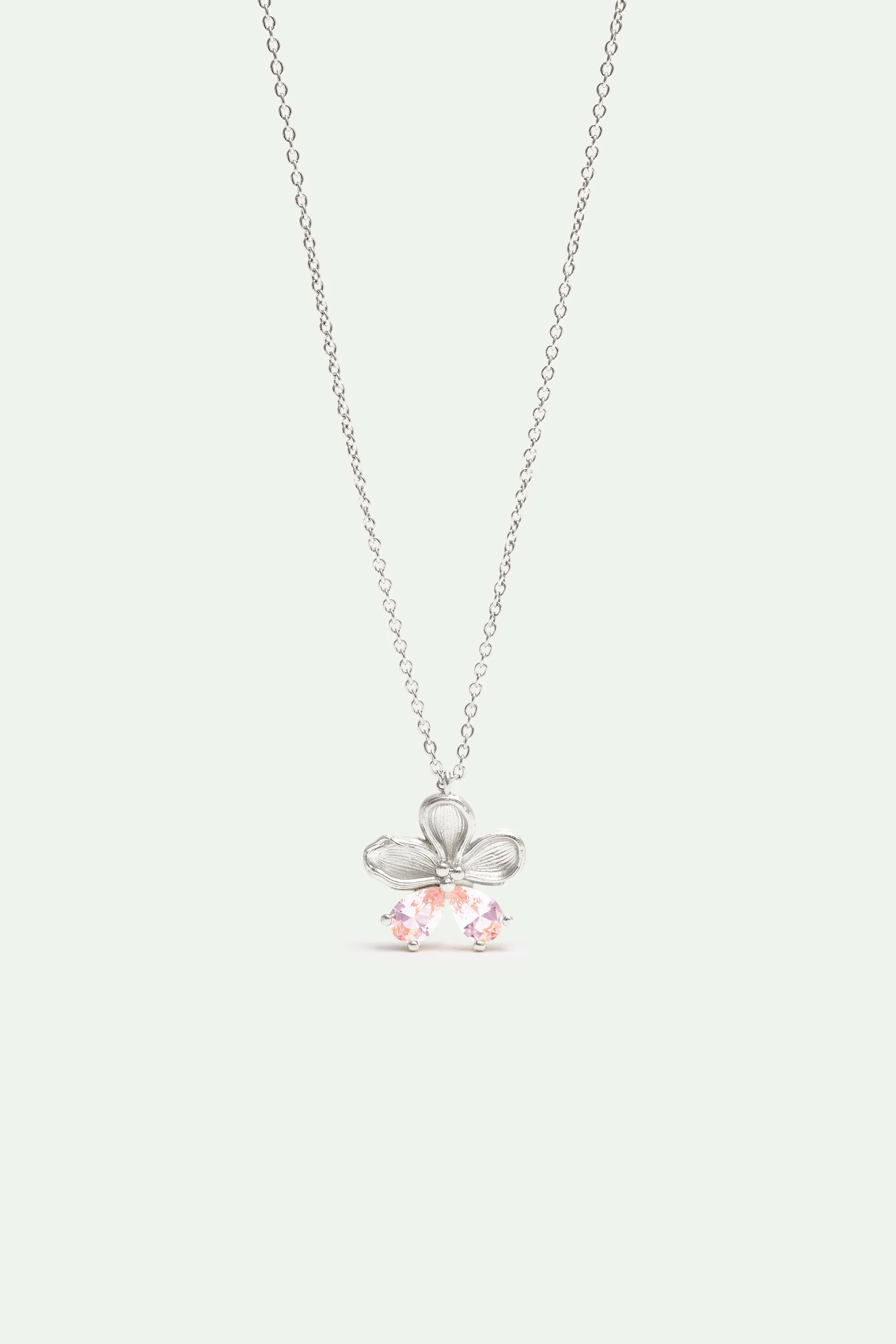 Collier pendentif argenté fleur de cerisier et pierres roses