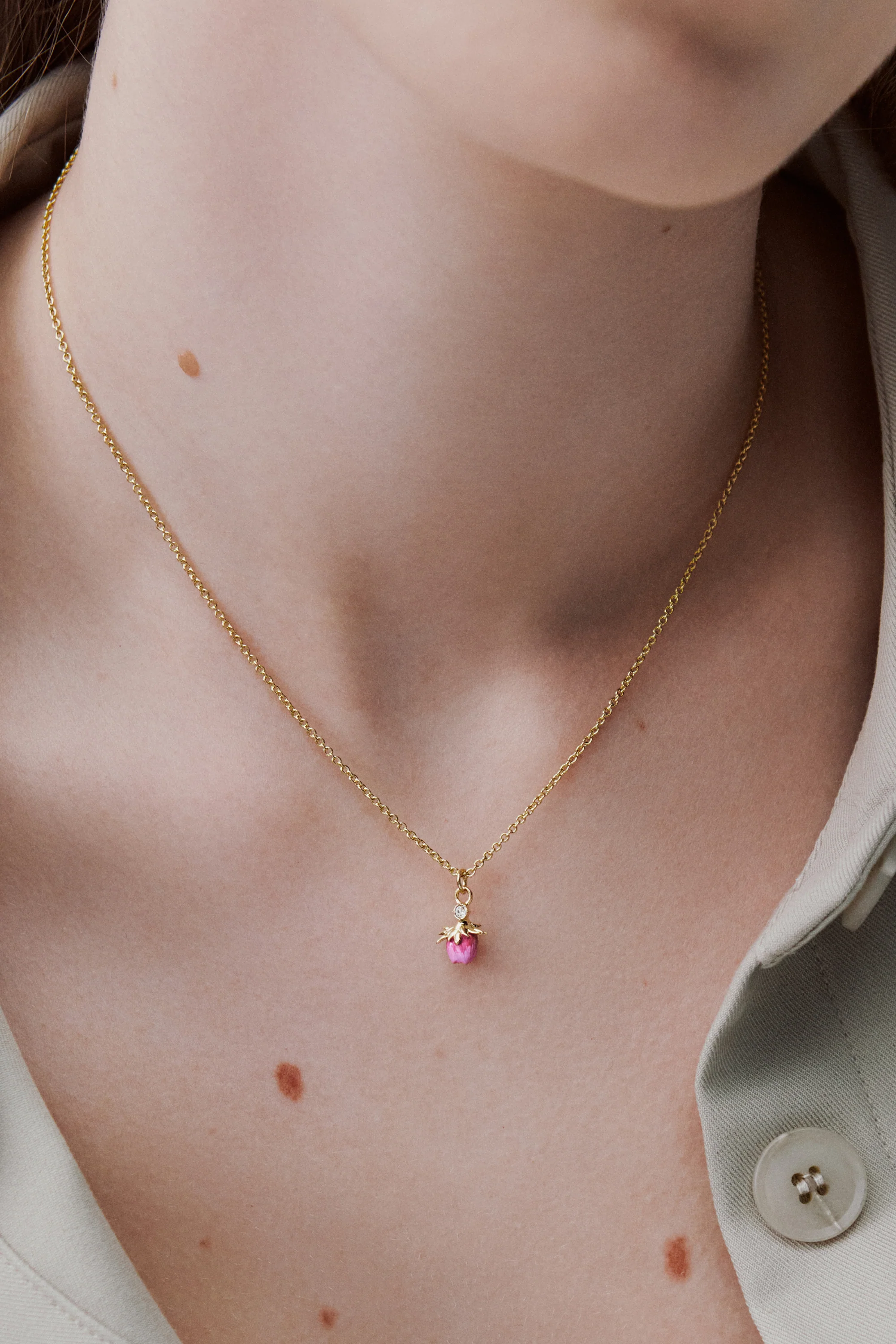Collier pendentif bouton de rose et cristal blanc - Image 2