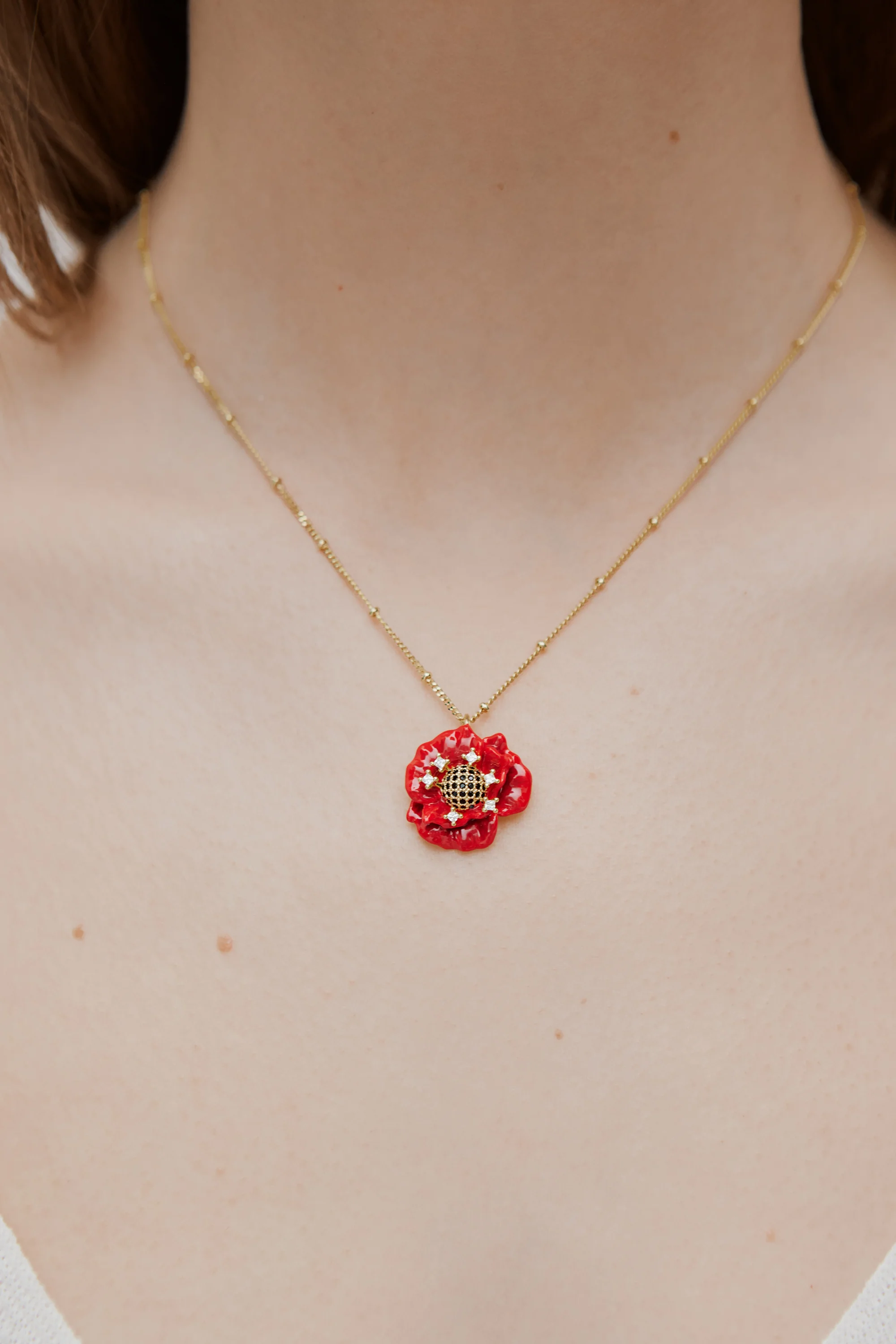 Collier pendentif coquelicot rouge et oxydes de ziconium - Image 2