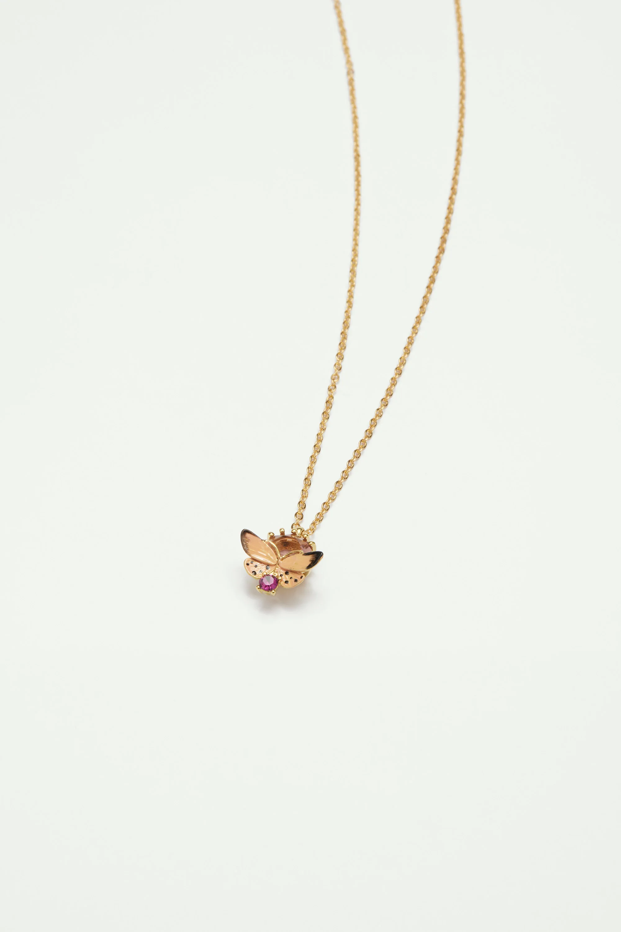 Collier pendentif papillon et pierres en verre taillé - Image 3