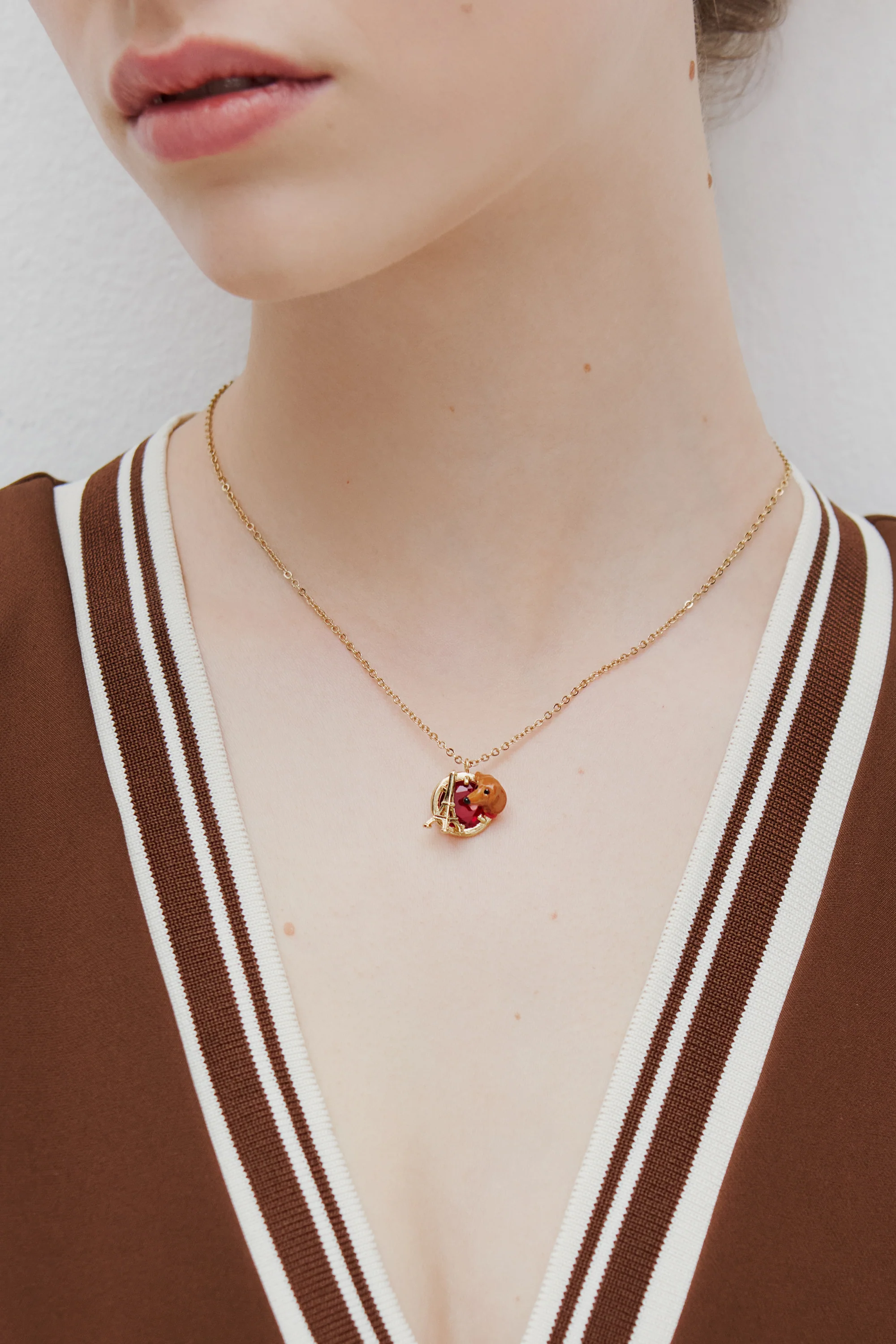 Collier pendentif teckel, tour Eiffel, pierre ronde rouge - Image 2