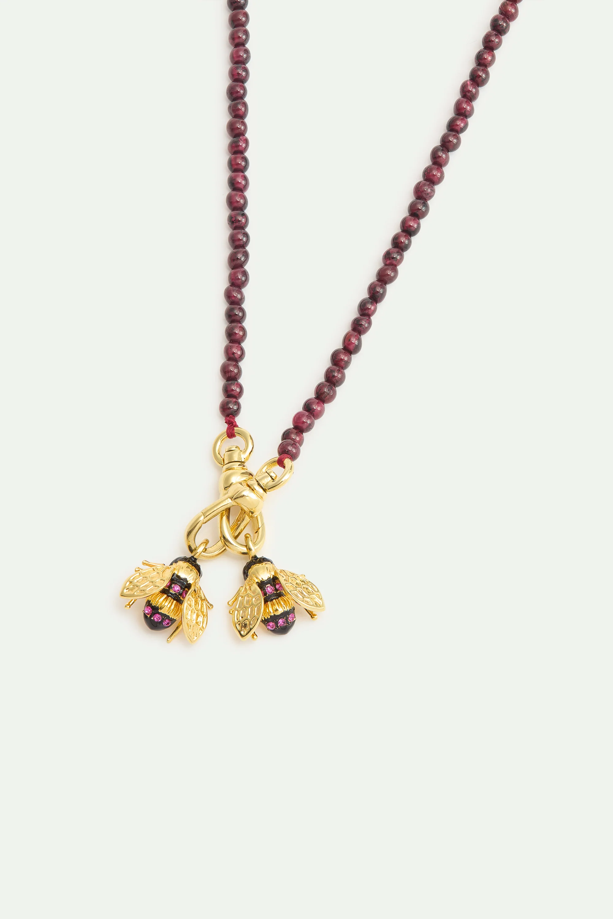 Collier perles de grenat et abeilles dorées - Image 3