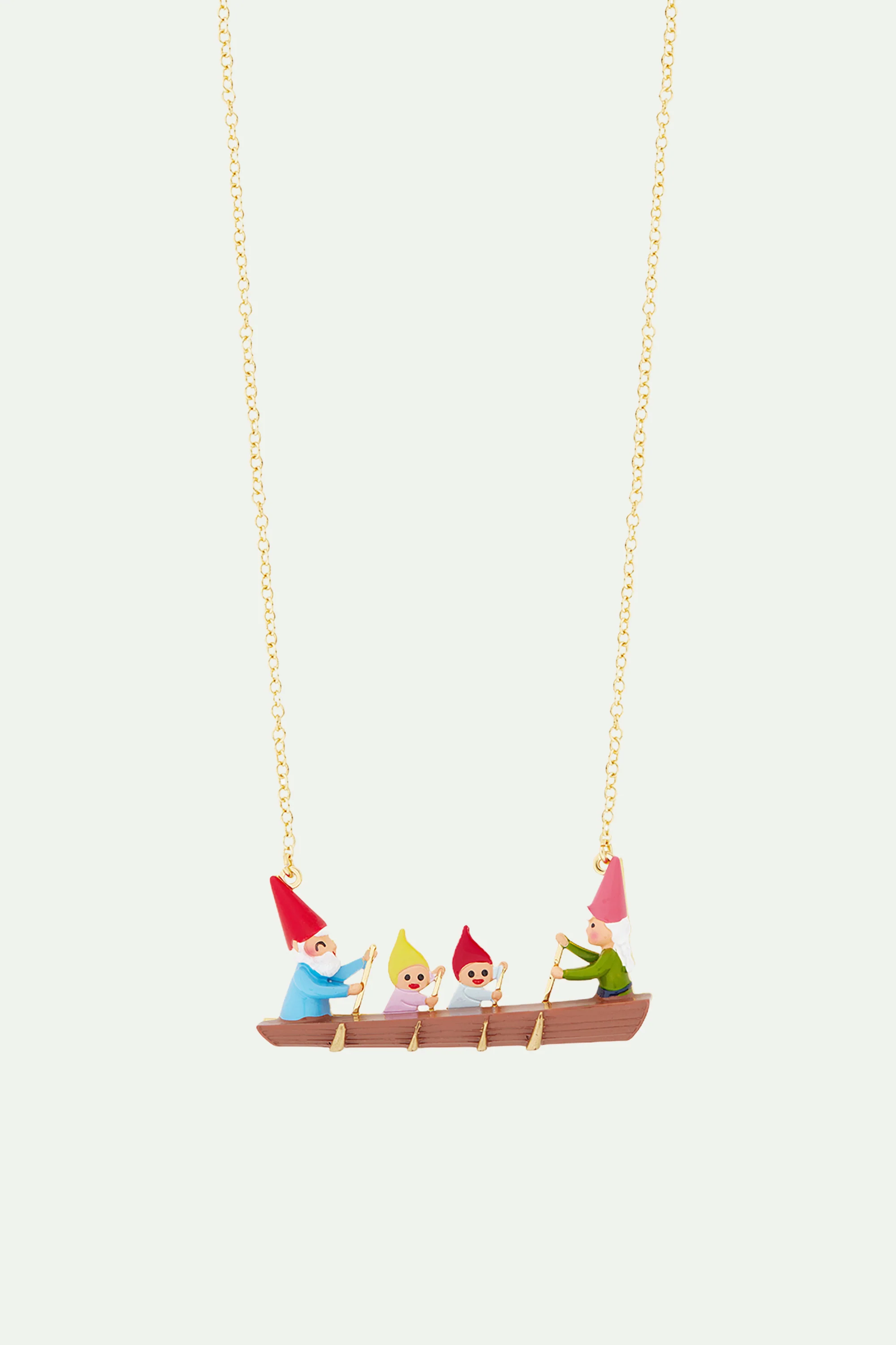 Collier plastron famille champimignon en pirogue