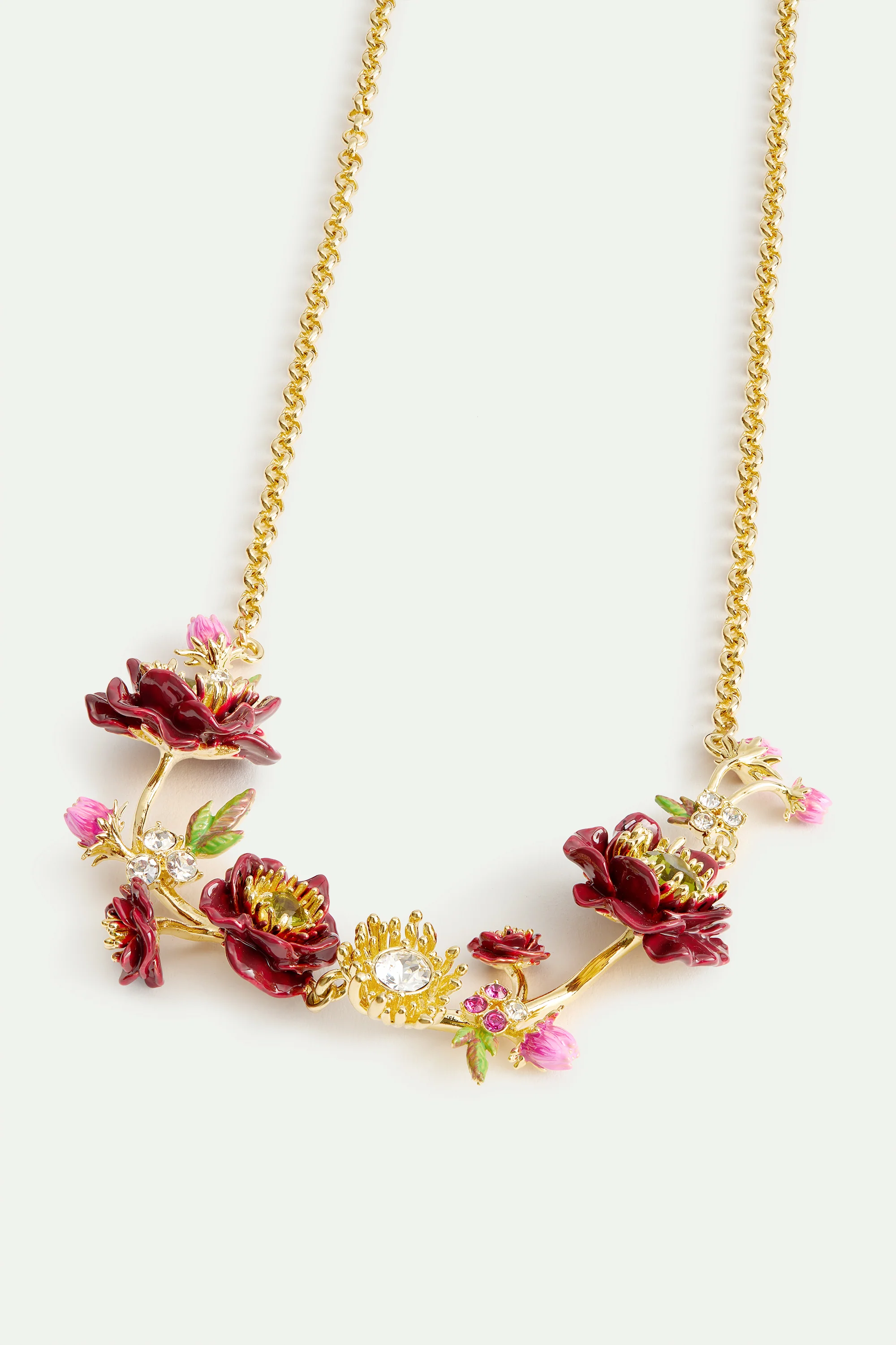 Collier plastron fleurs d'anémone bordeaux, boutons de rose et pierres facettées vertes - Image 3