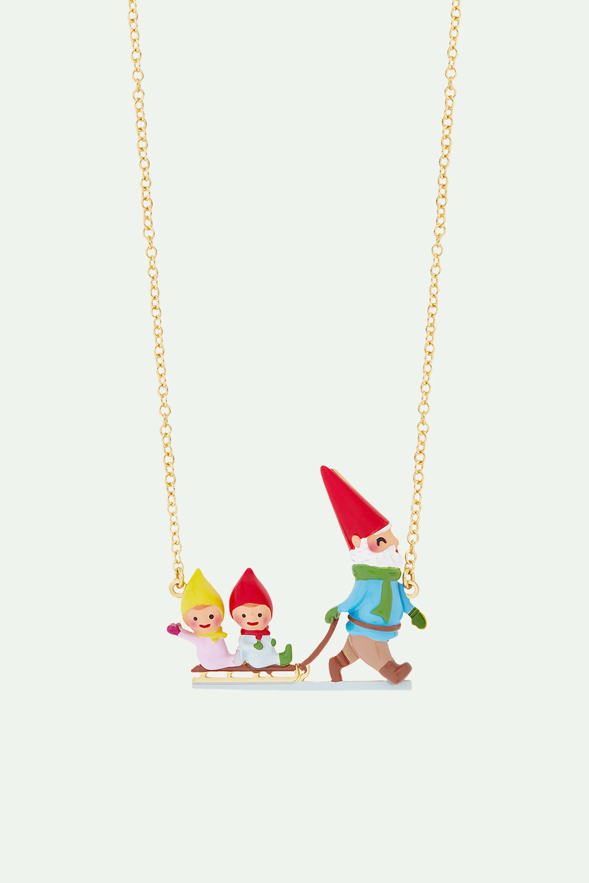 Collier plastron nains et balade en luge