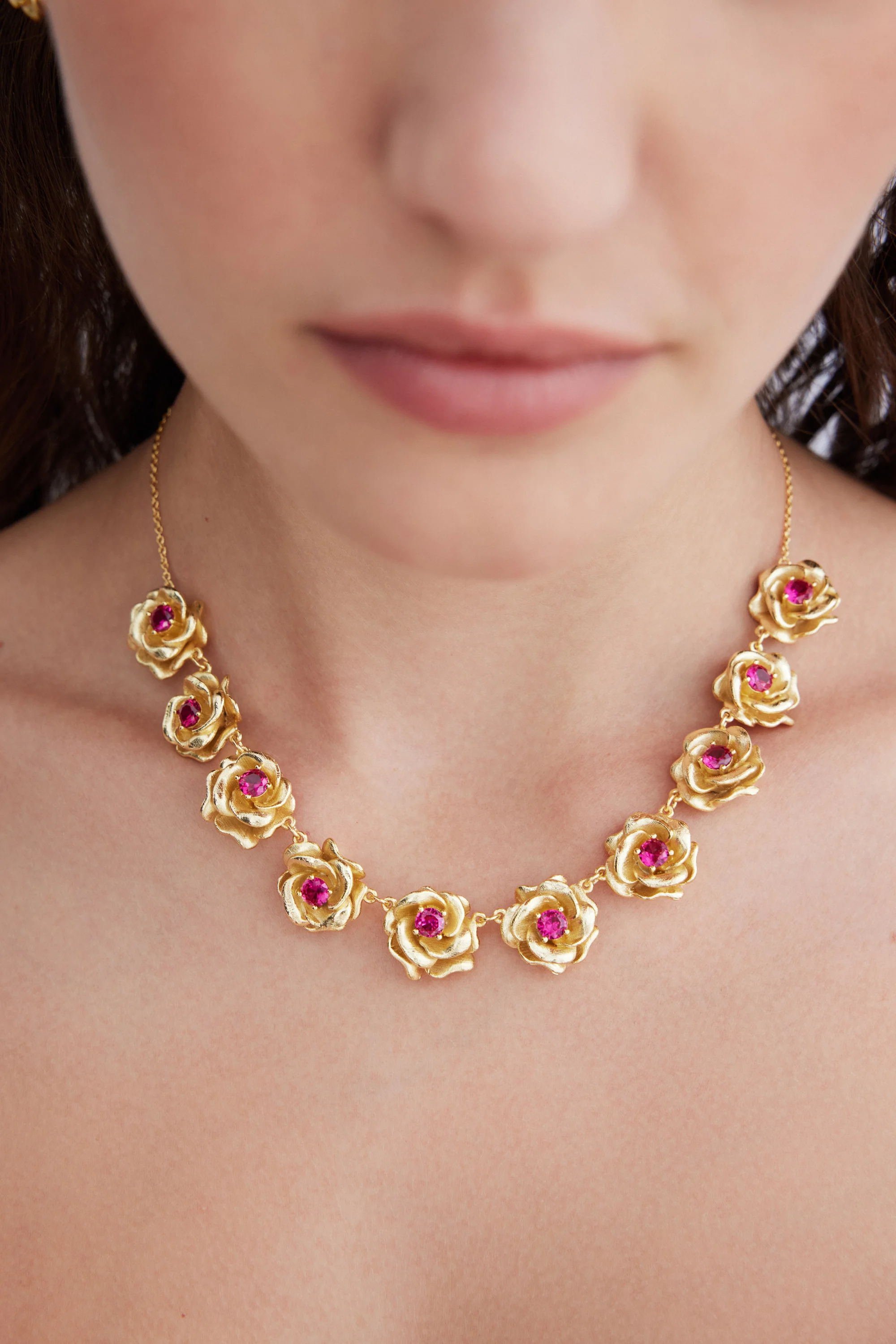 Collier roses dorées Mona Lisa et pierres roses - Image 2