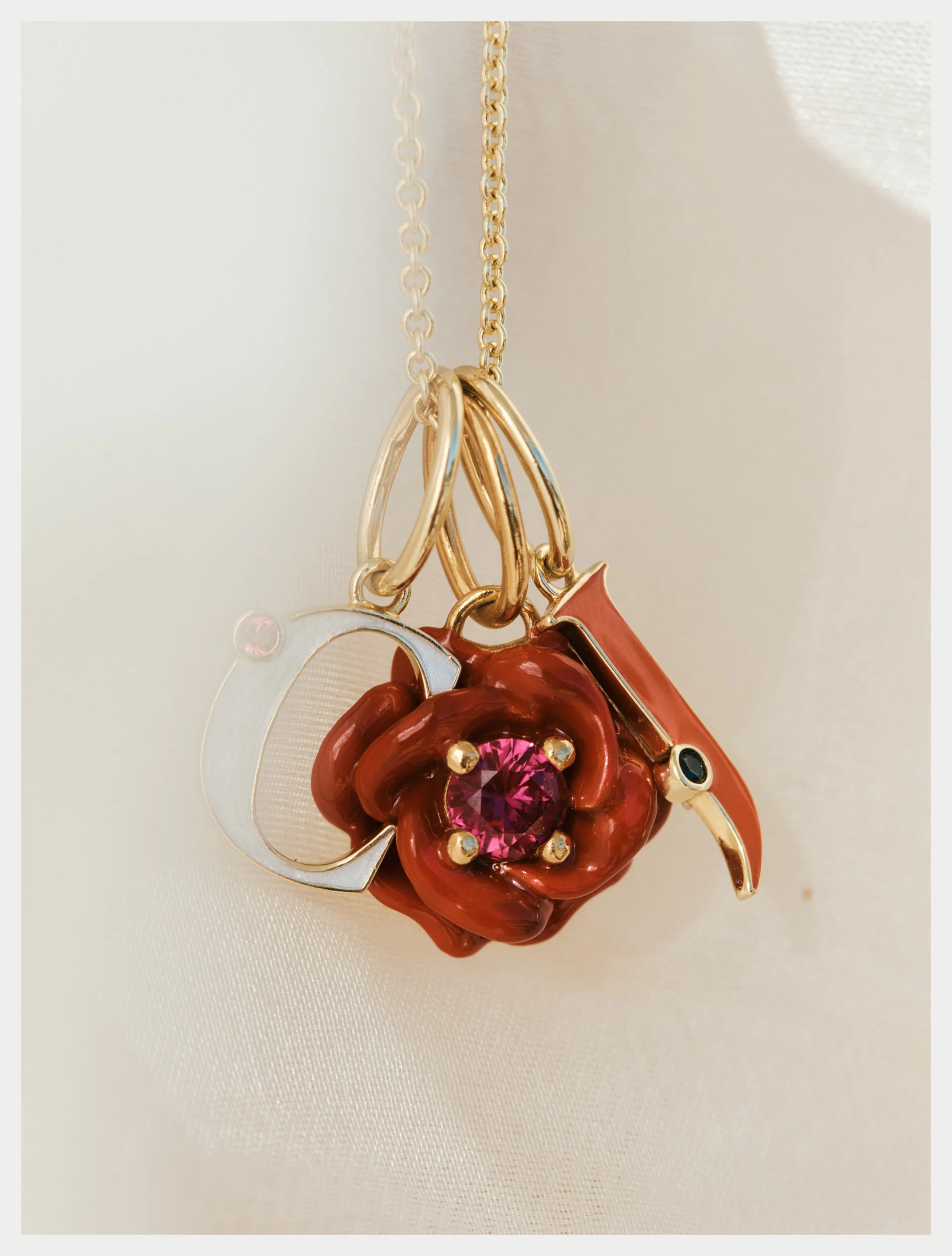 Pendentif lettre C blanc - Image 2